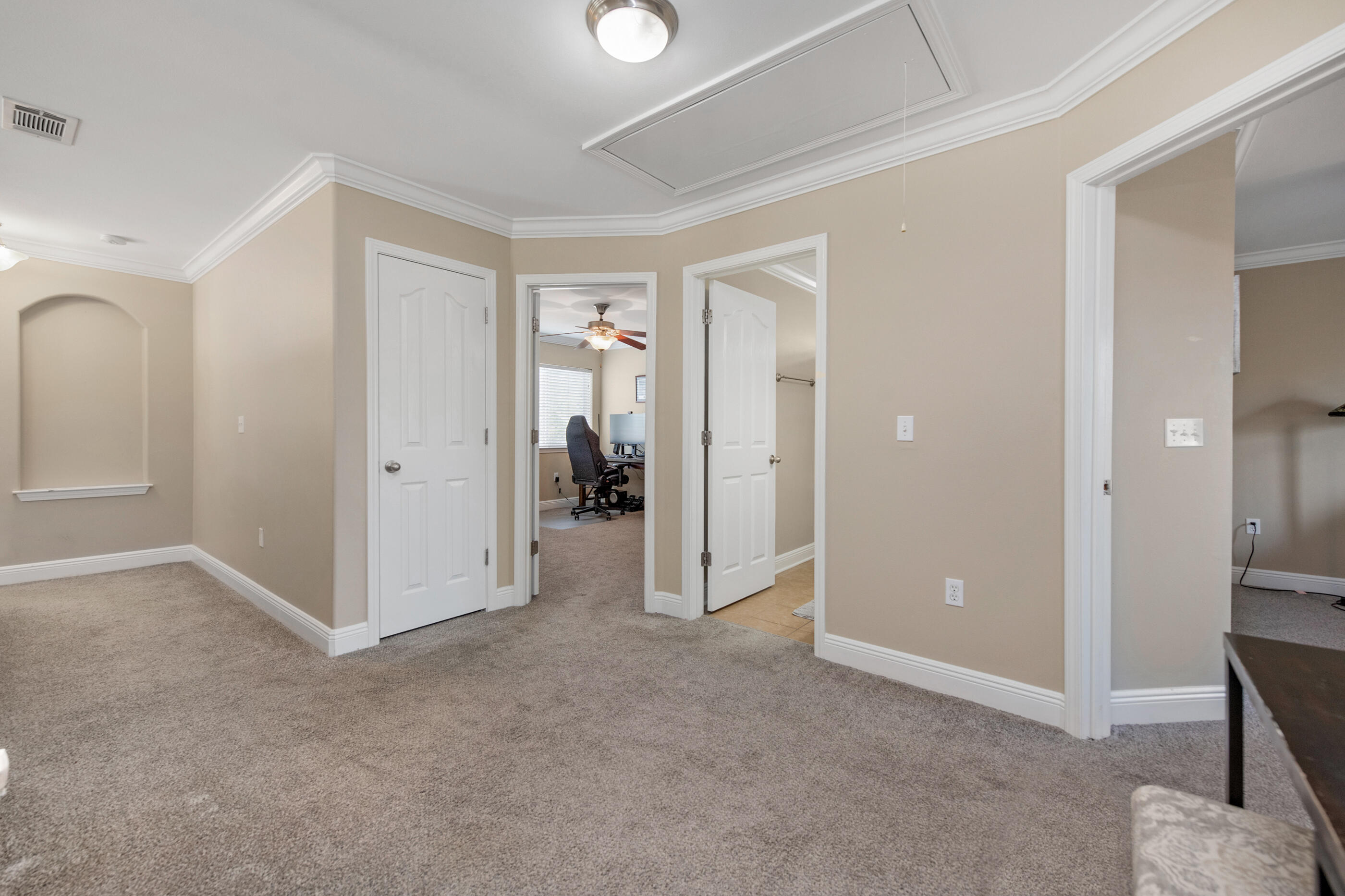 Mary Esther, Florida, 32569, United States, 5 Bedrooms Bedrooms, ,3 BathroomsBathrooms,Residential,For Sale,1940408