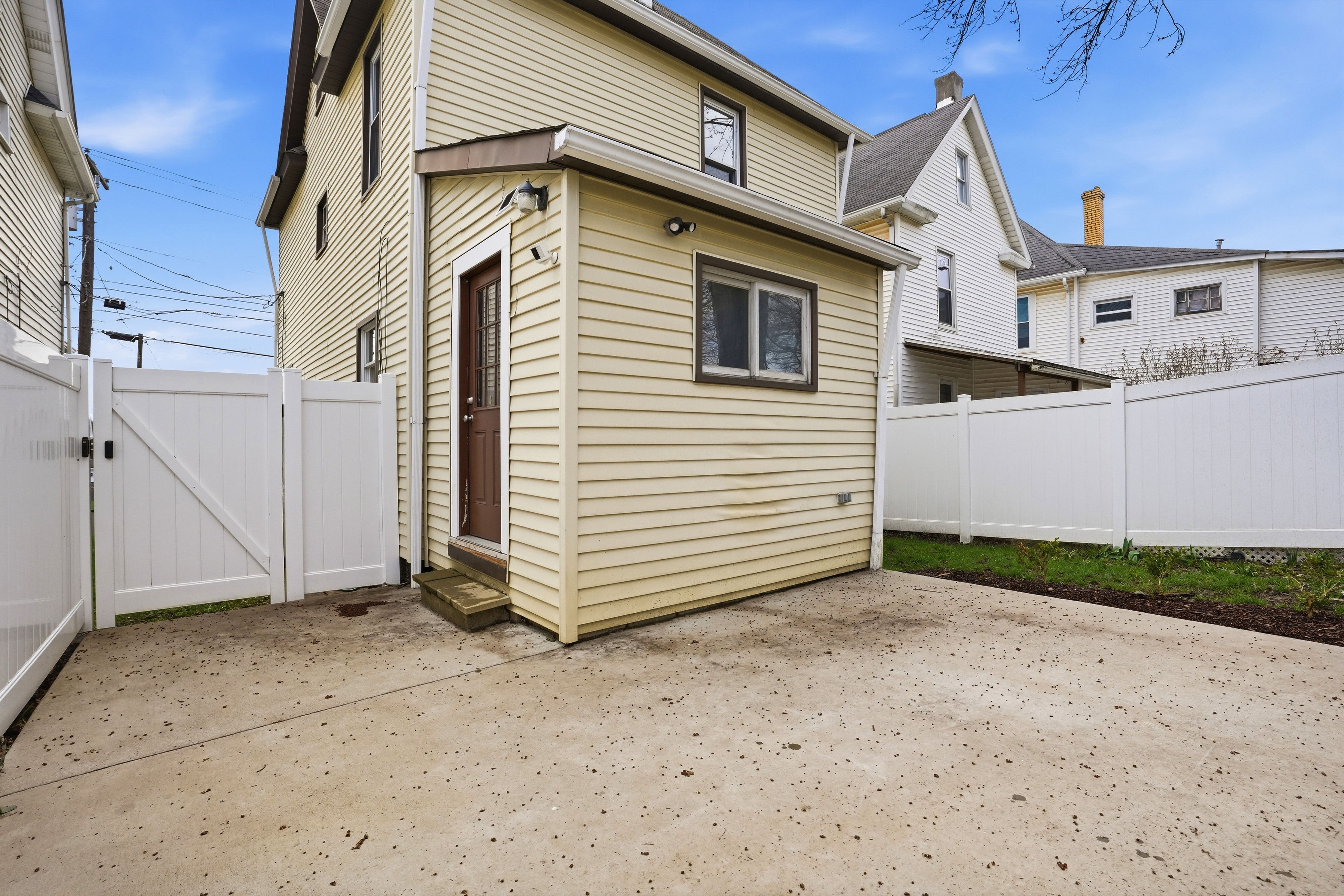  516 Eau Claire Street, Butler, PA 16001 - 物件實景