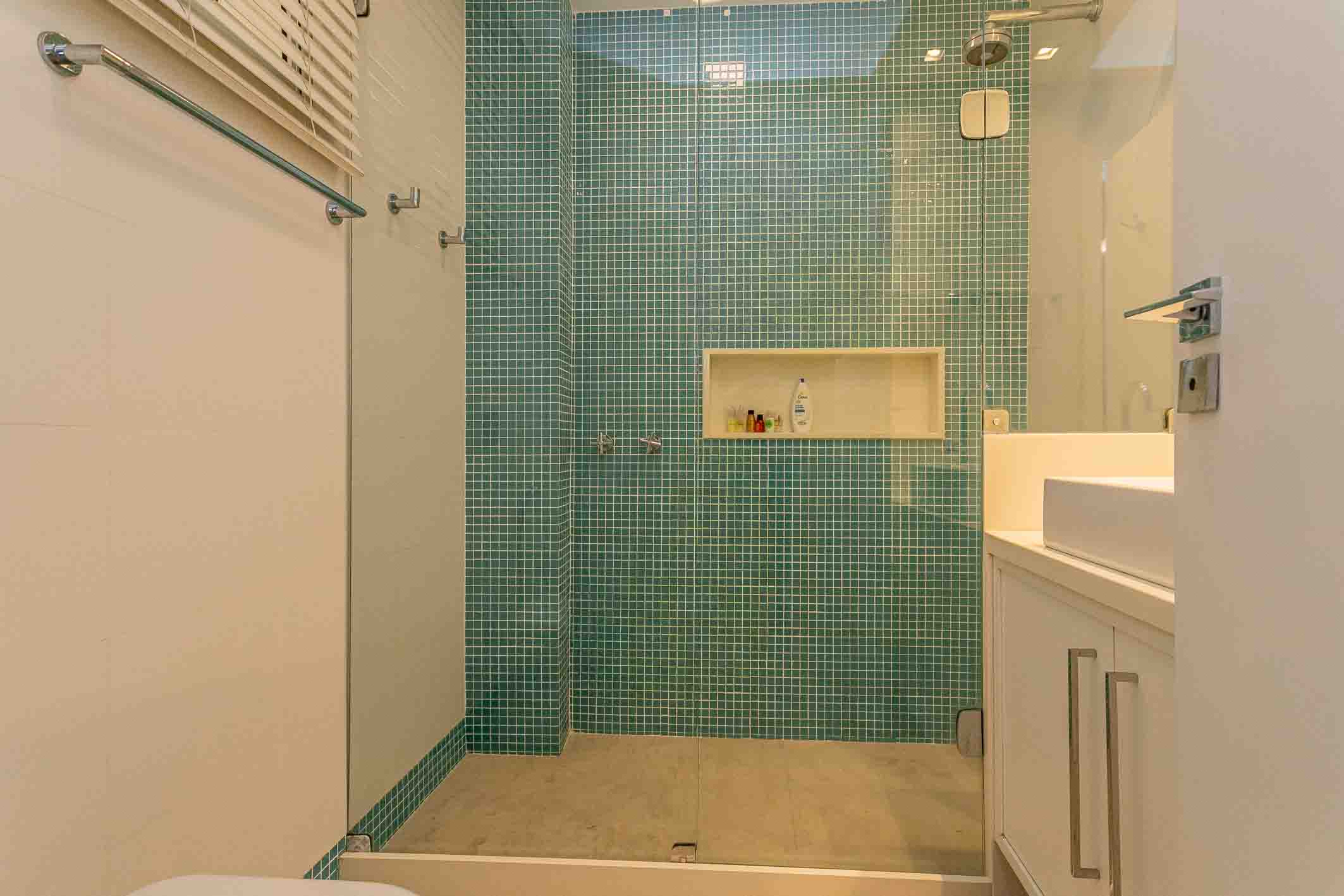  Apartment with open views in Lagoa with four suites and one per floor - 物件實景