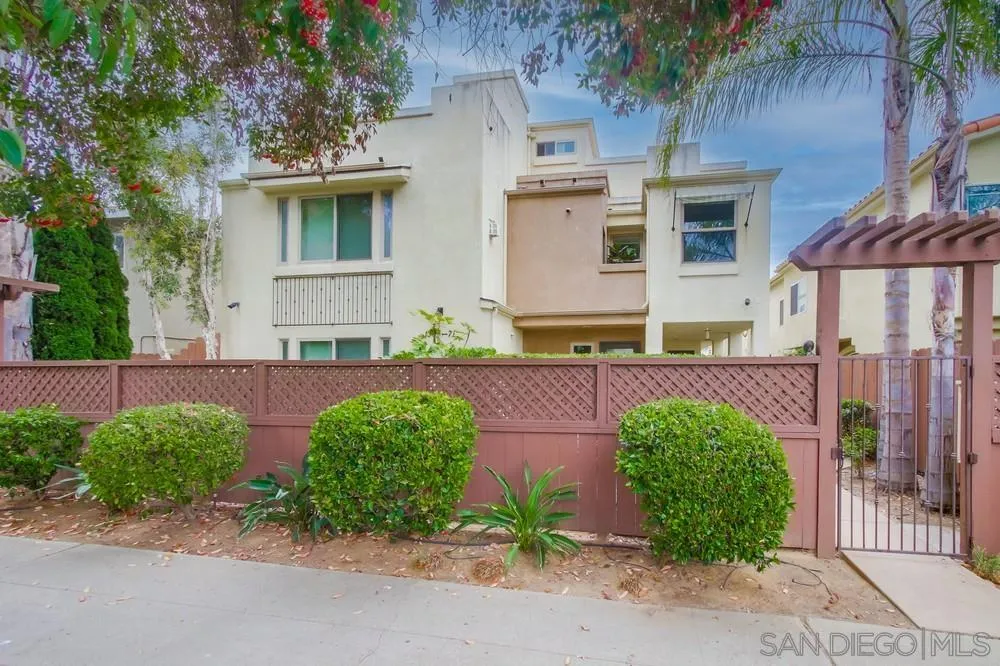 San Diego, California, 92109, United States, 2 Bedrooms Bedrooms, ,3 BathroomsBathrooms,Residential,For Sale,1901118