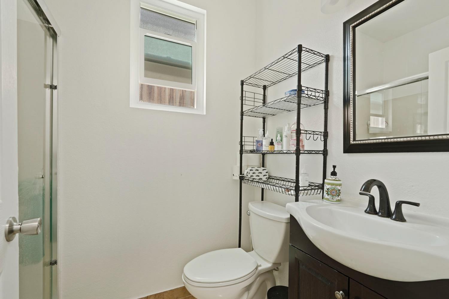 Antioch, California, 94531, United States, 6 Bedrooms Bedrooms, ,3 BathroomsBathrooms,Residential,For Sale,2005490