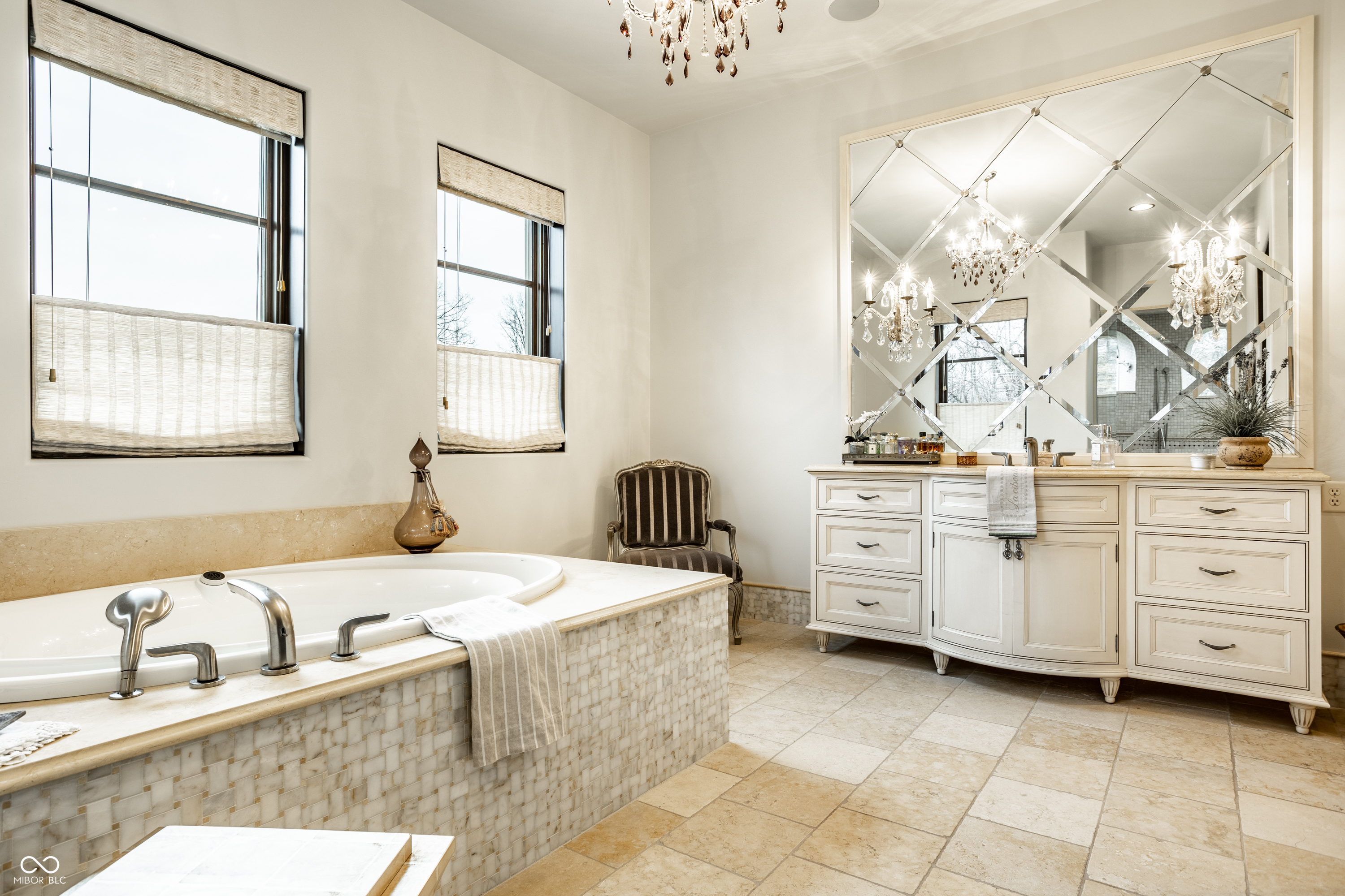 Zionsville, Indiana, 46077, United States, 5 Bedrooms Bedrooms, ,9 BathroomsBathrooms,Residential,For Sale,2012395