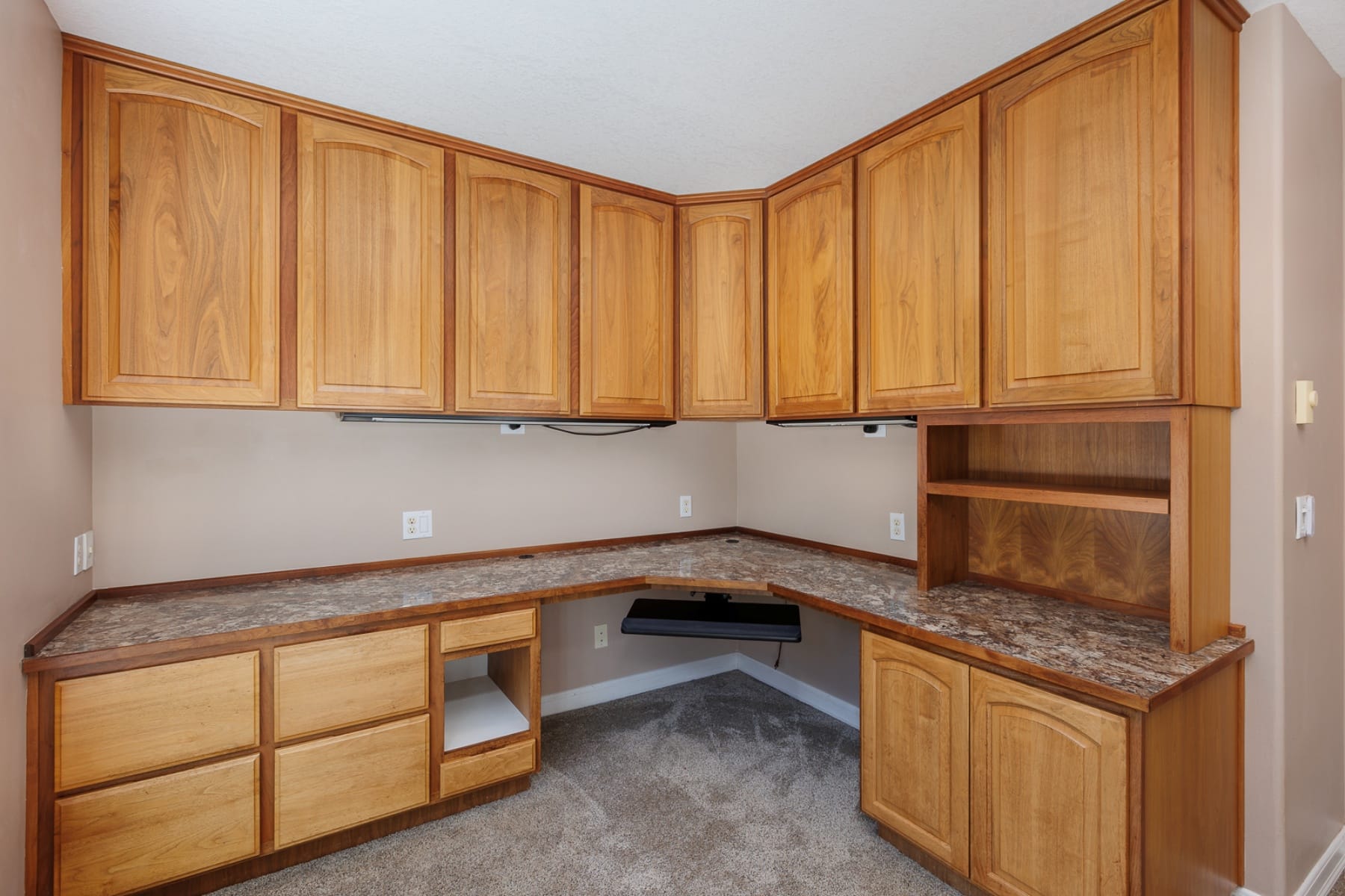  626 N BAYVIEW LOOP Waldport, OR 97394 - 物件實景
