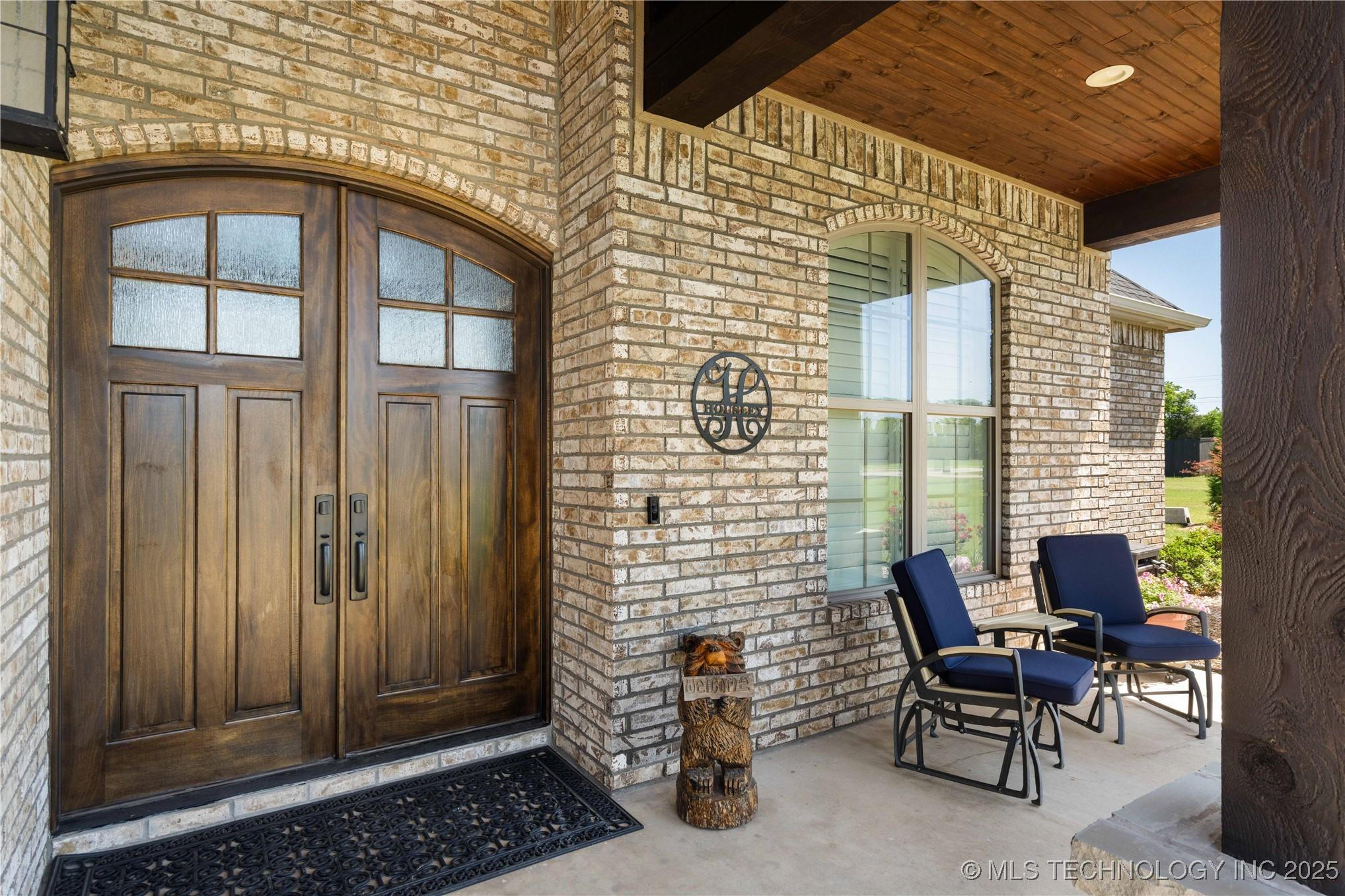 Fort Gibson, Oklahoma, 74434, United States, 4 Bedrooms Bedrooms, ,4 BathroomsBathrooms,Residential,For Sale,2005878