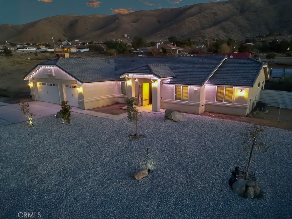 Apple Valley, California, 92308, United States, 4 Bedrooms Bedrooms, ,3 BathroomsBathrooms,Residential,For Sale,2000877