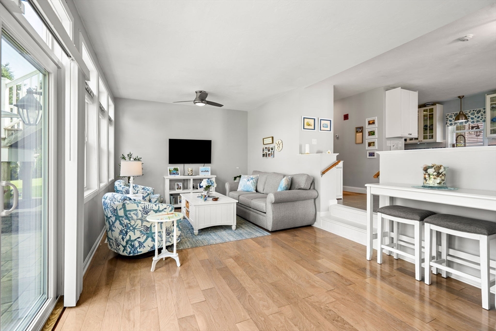 Plymouth, Massachusetts, 02360, United States, 2 Bedrooms Bedrooms, ,2 BathroomsBathrooms,Residential,For Sale,1917487