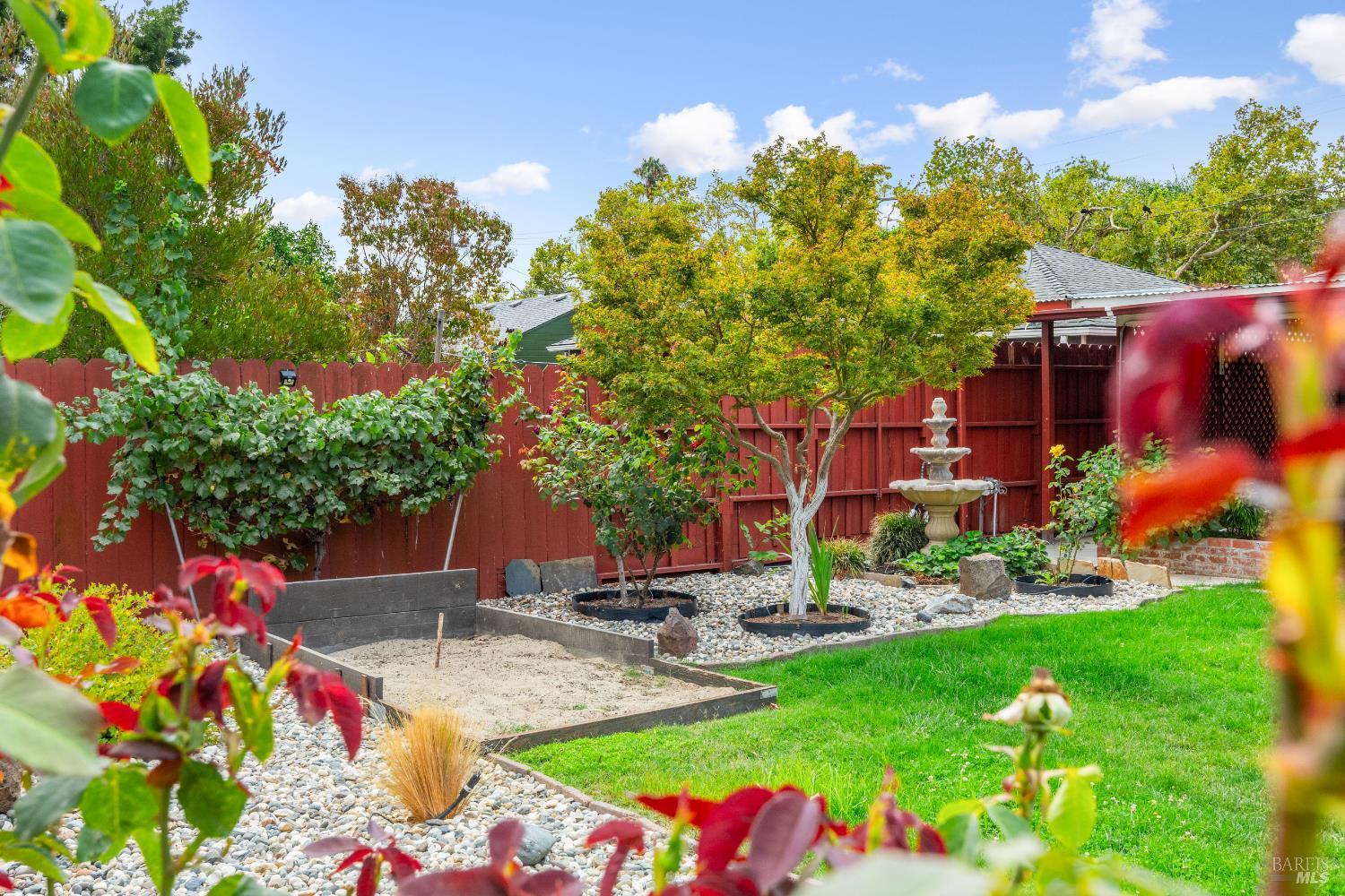 Napa, California, 94558, United States, 2 Bedrooms Bedrooms, ,1 BathroomBathrooms,Residential,For Sale,1947582