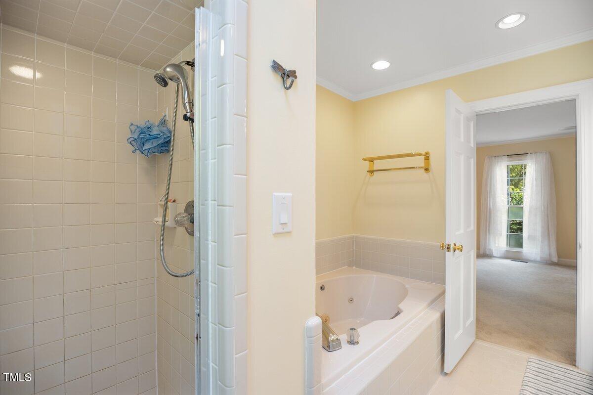 Rocky Mount, North Carolina, 27804, United States, 4 Bedrooms Bedrooms, ,5 BathroomsBathrooms,Residential,For Sale,1900996