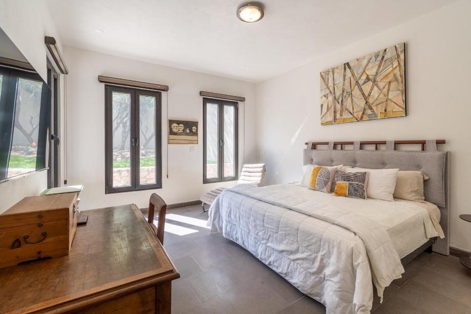 San Miguel de Allende, Guanajuato, 37717, Mexico, 4 Bedrooms Bedrooms, ,4 BathroomsBathrooms,Residential,For Sale,1994540