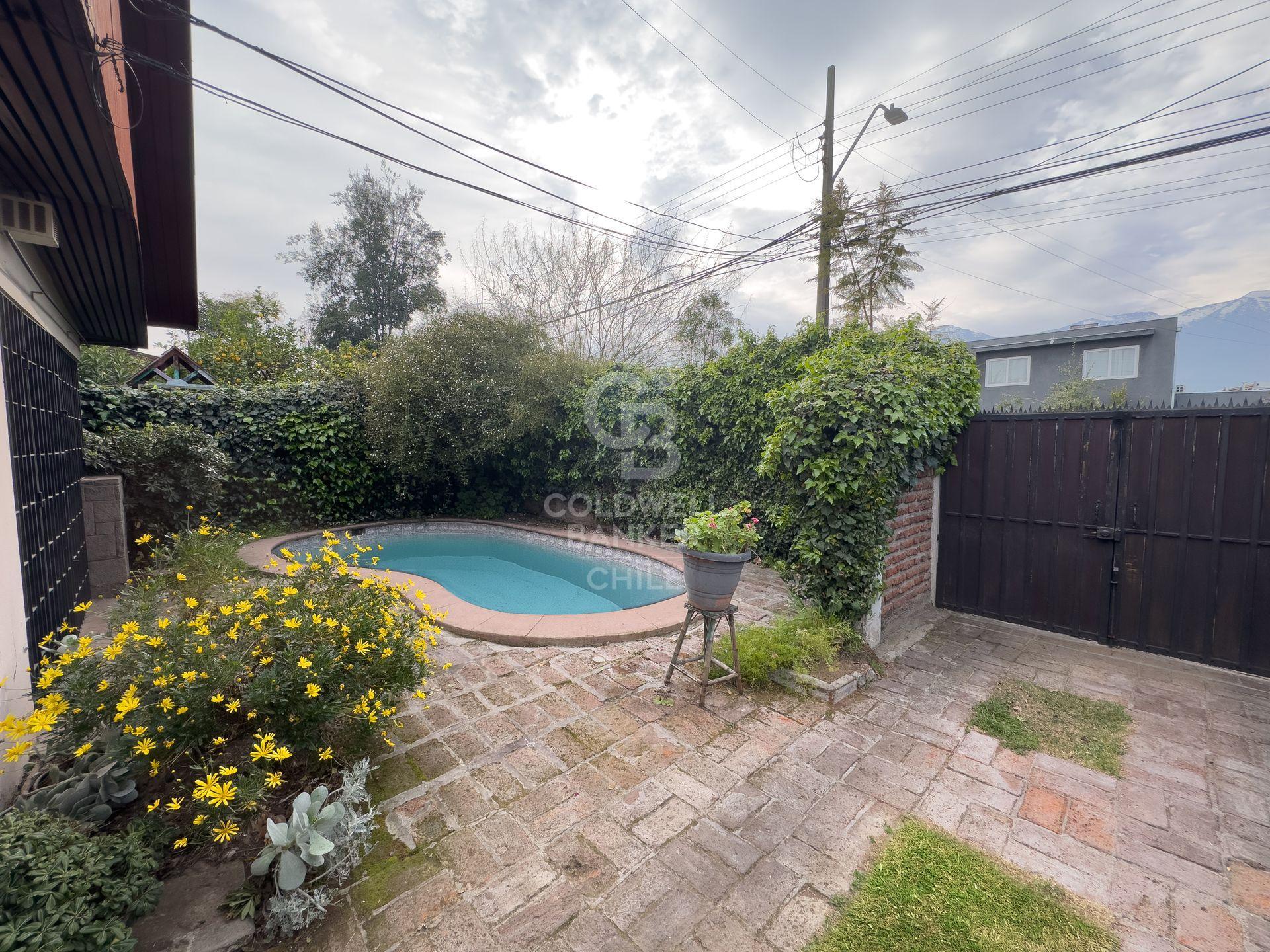 Las Condes, Chile, 4 Bedrooms Bedrooms, ,2 BathroomsBathrooms,Residential,For Sale,1821233