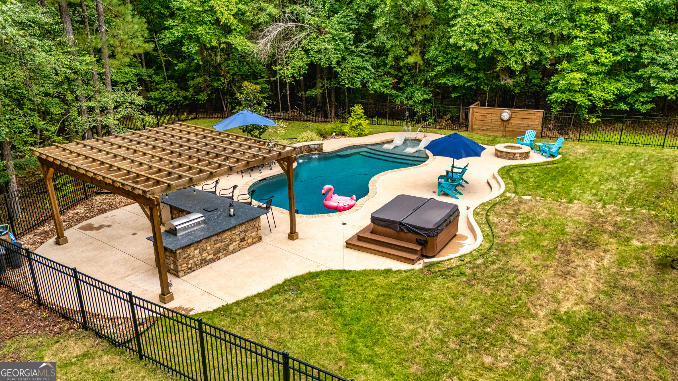 Newnan, Georgia, 30263, United States, 4 Bedrooms Bedrooms, ,5 BathroomsBathrooms,Residential,For Sale,1932602