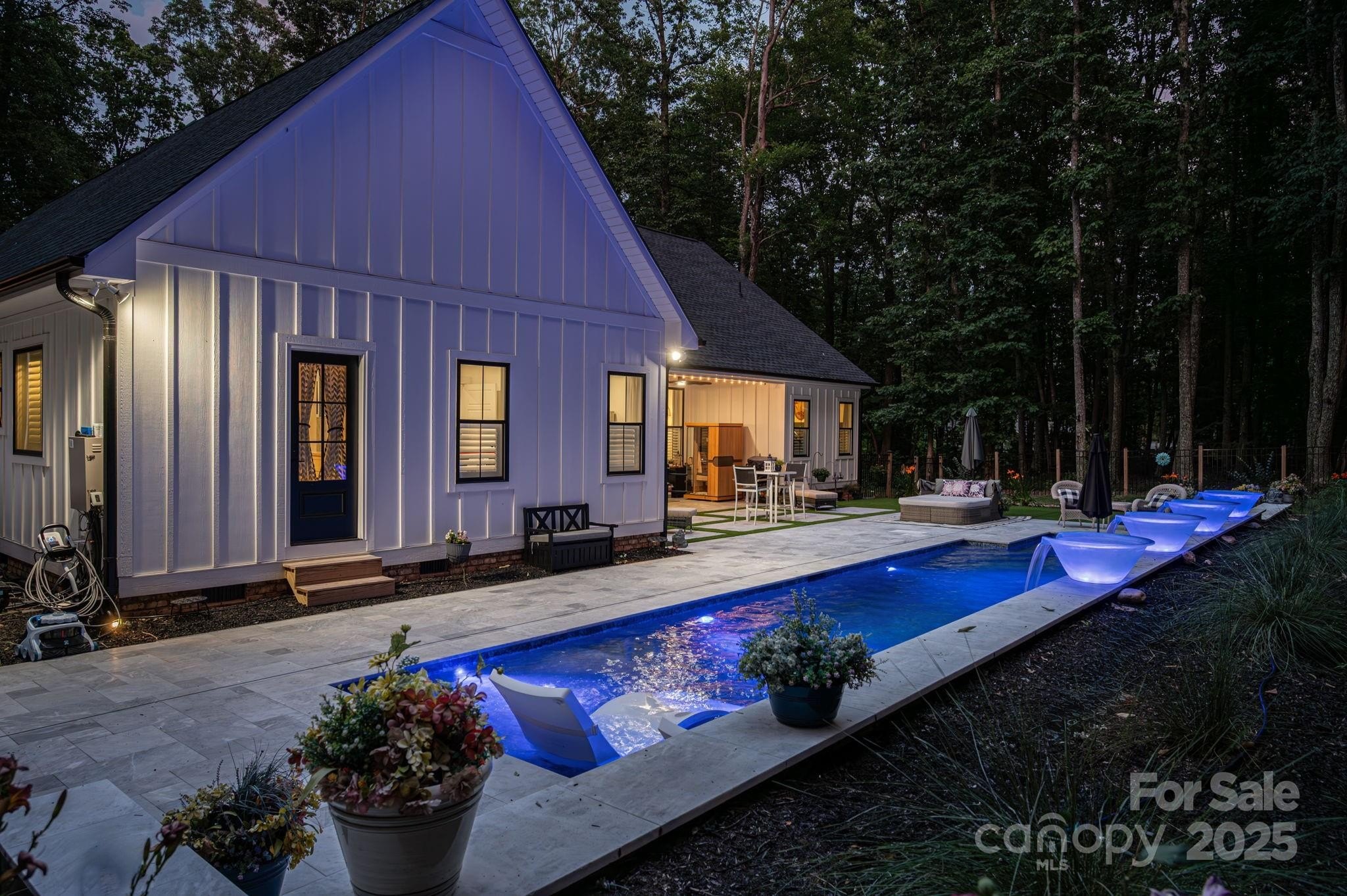 Lincolnton, North Carolina, 28092, United States, 4 Bedrooms Bedrooms, ,2 BathroomsBathrooms,Residential,For Sale,1944846