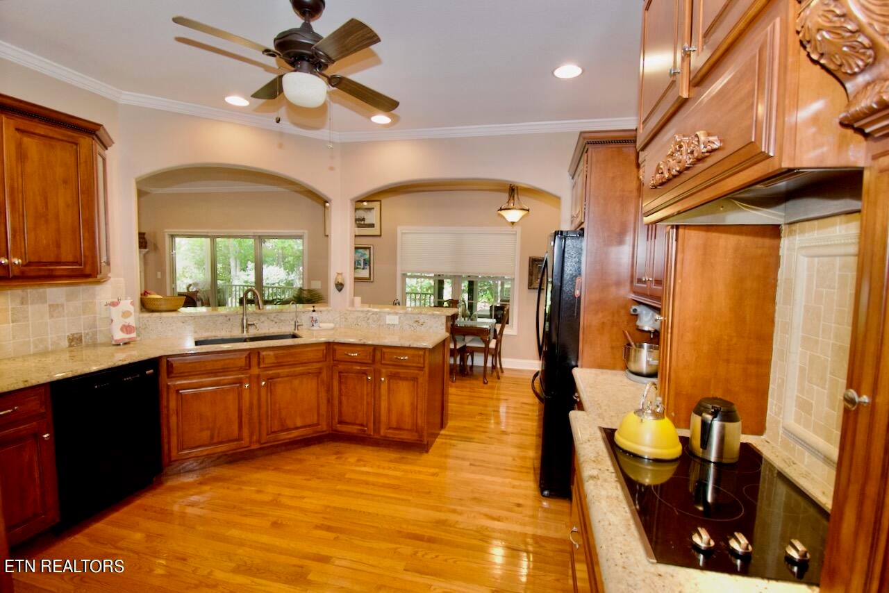 118 Oohleeno Way, Loudon, Tennessee, 37774, United States, 4 Bedrooms Bedrooms, ,3 BathroomsBathrooms,Residential,For Sale,118 Oohleeno Way,1640247