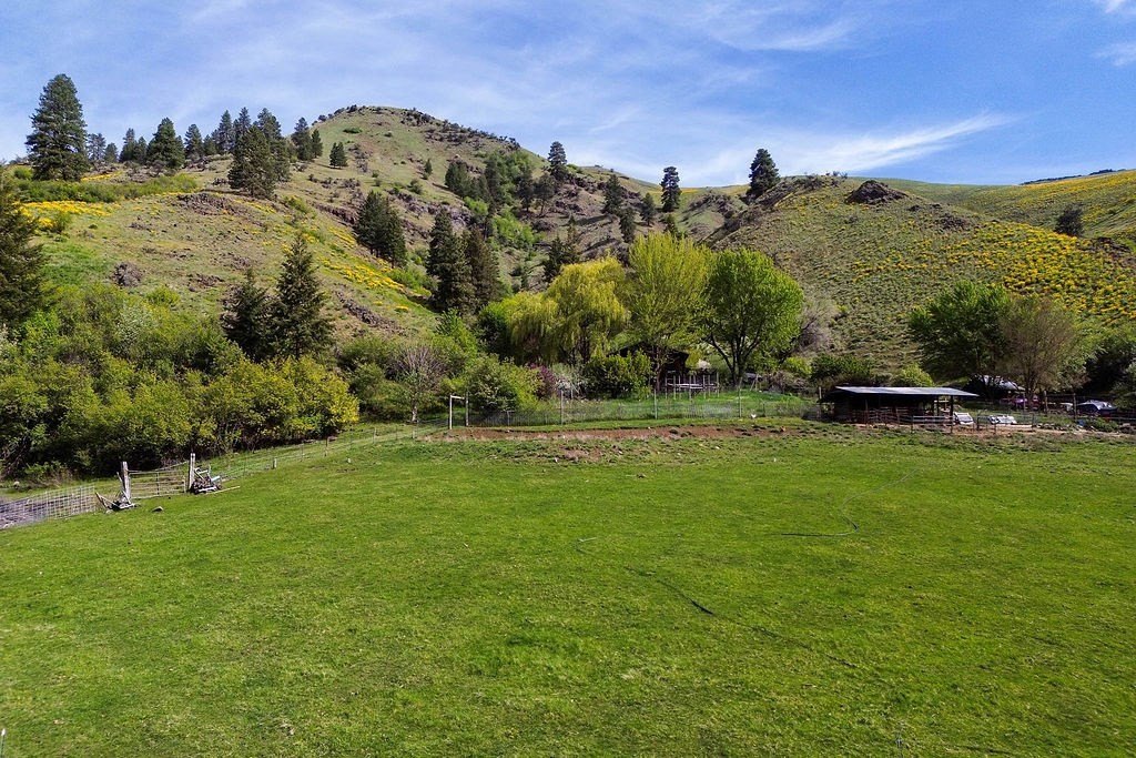 Riggins, Idaho, 83549, United States, 2 Bedrooms Bedrooms, ,1 BathroomBathrooms,Residential,For Sale,1825339