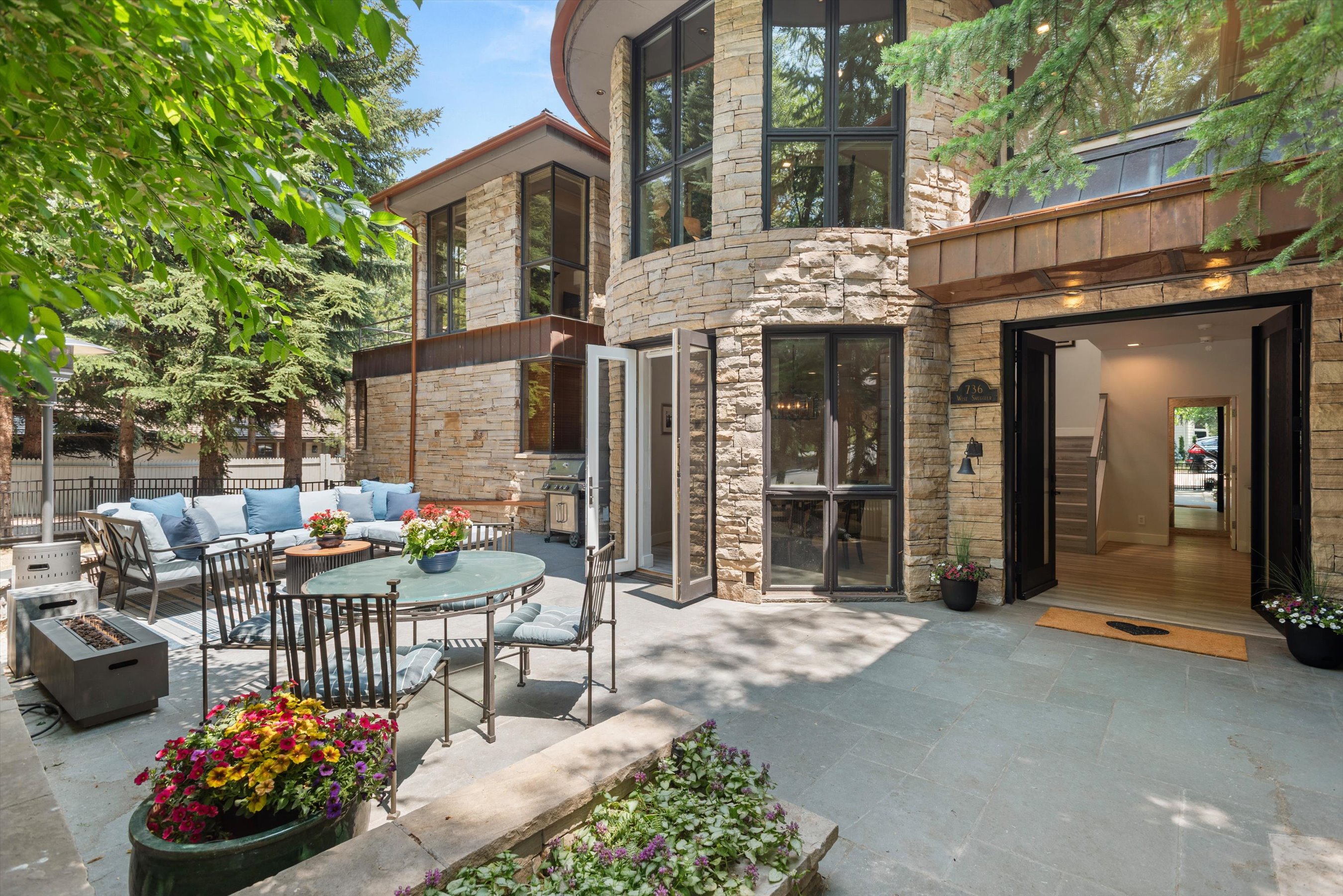  736 W Smuggler Street, Aspen, CO, 81611 - 物件實景