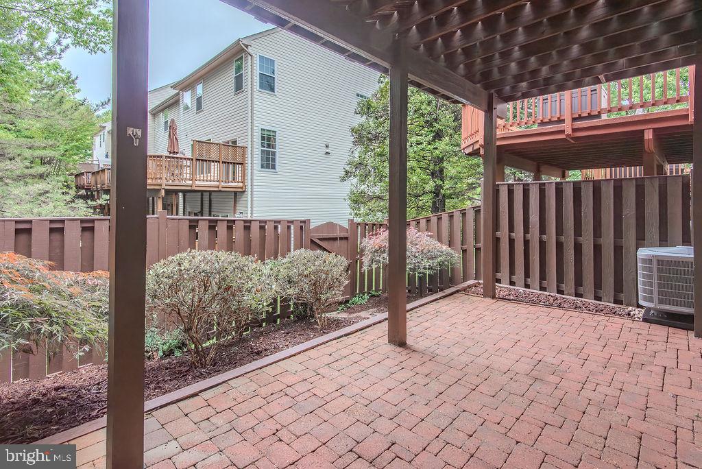 Fairfax, Virginia, 22033, United States, 3 Bedrooms Bedrooms, ,4 BathroomsBathrooms,Residential,For Sale,2048066