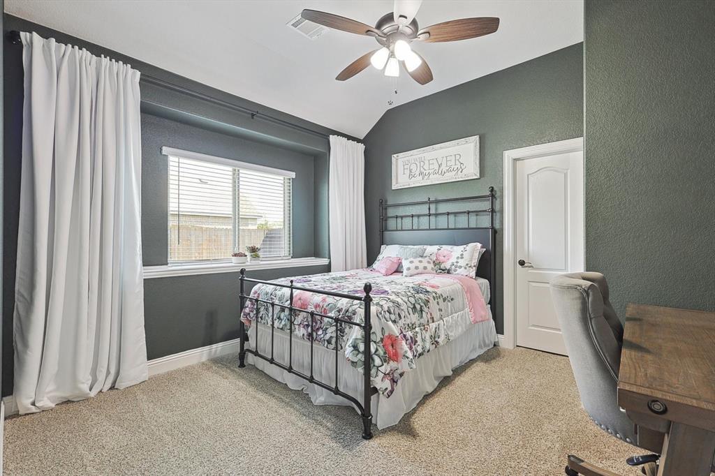 Midlothian, Texas, 76065, United States, 4 Bedrooms Bedrooms, ,3 BathroomsBathrooms,Residential,For Sale,1979860