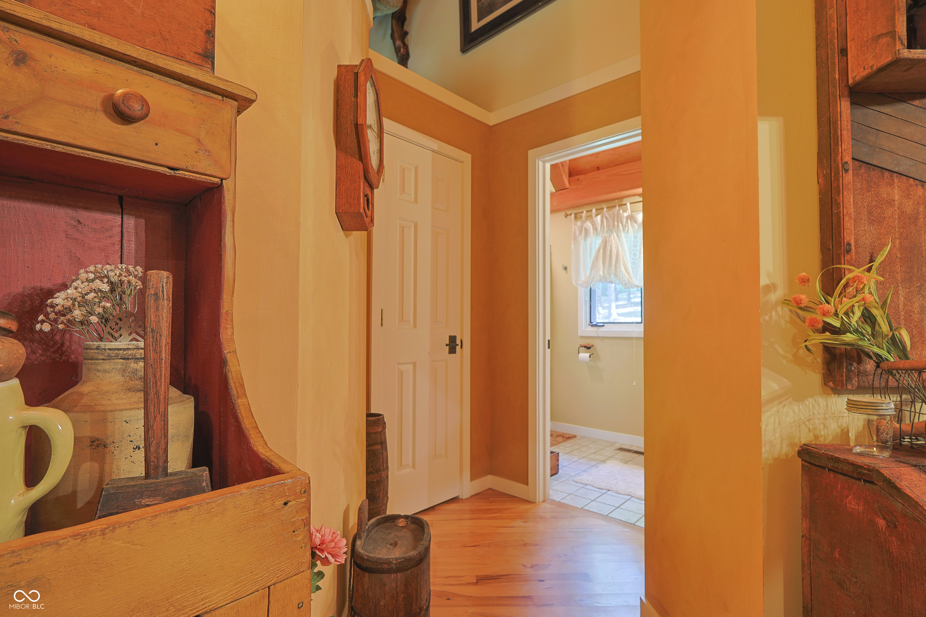 Nashville, Indiana, 47448, United States, 3 Bedrooms Bedrooms, ,4 BathroomsBathrooms,Residential,For Sale,1974172