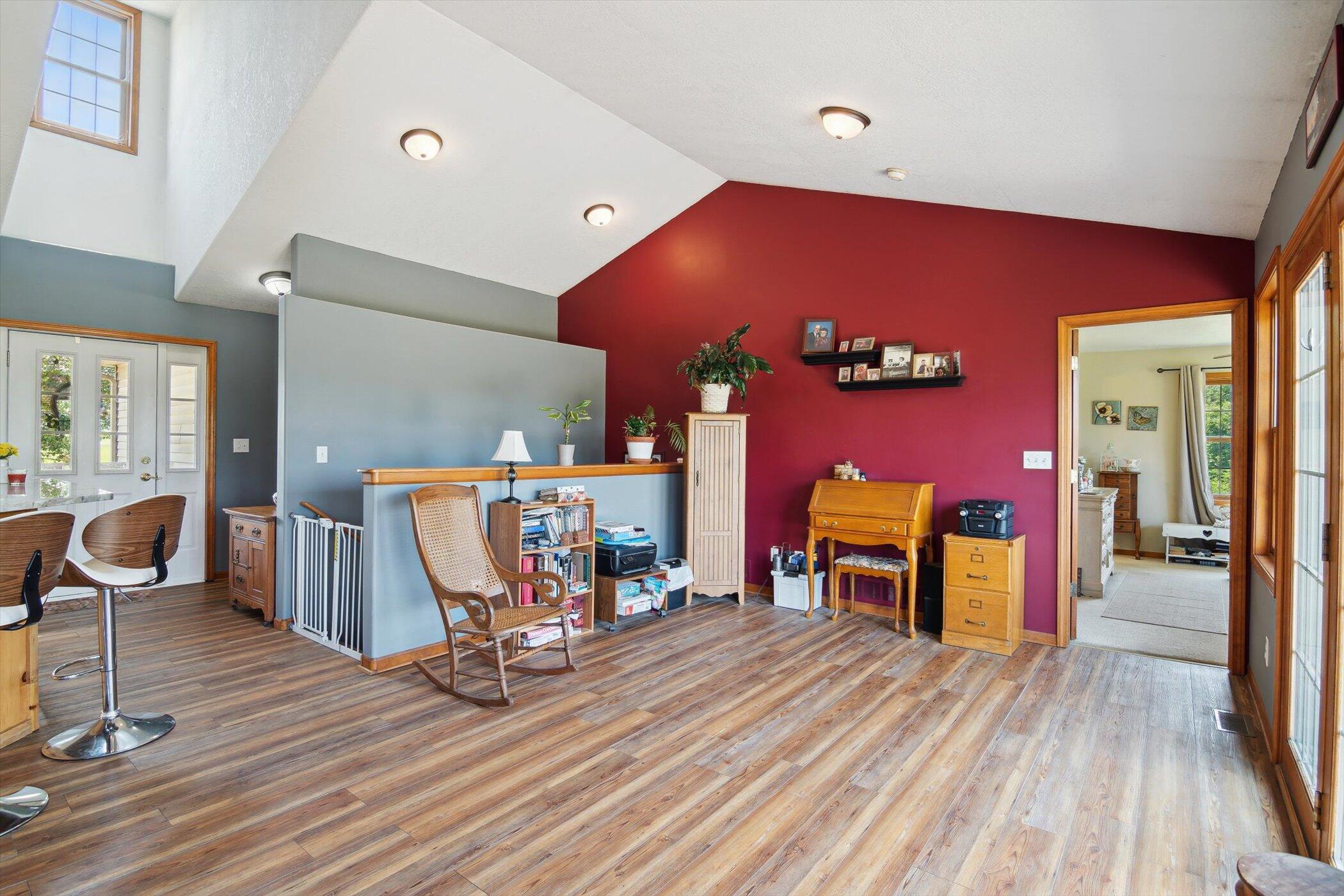 Hillsdale, Michigan, 49242, United States, 6 Bedrooms Bedrooms, ,4 BathroomsBathrooms,Residential,For Sale,1974672