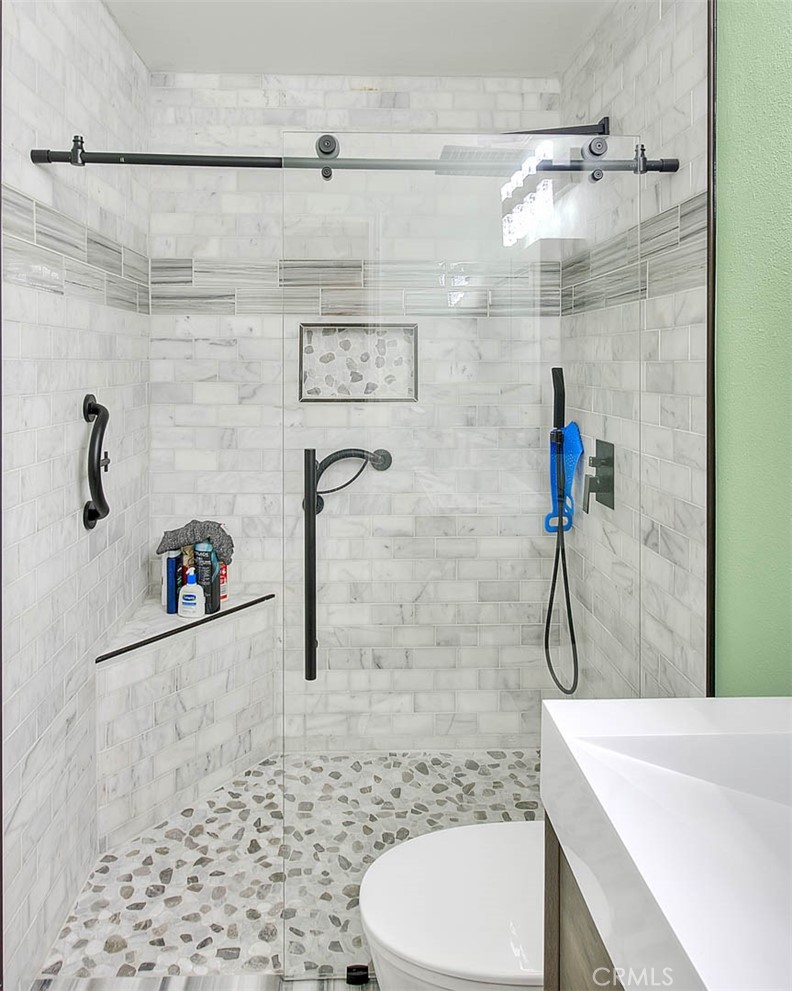 Corona, California, 92881, United States, 6 Bedrooms Bedrooms, ,6 BathroomsBathrooms,Residential,For Sale,1810577