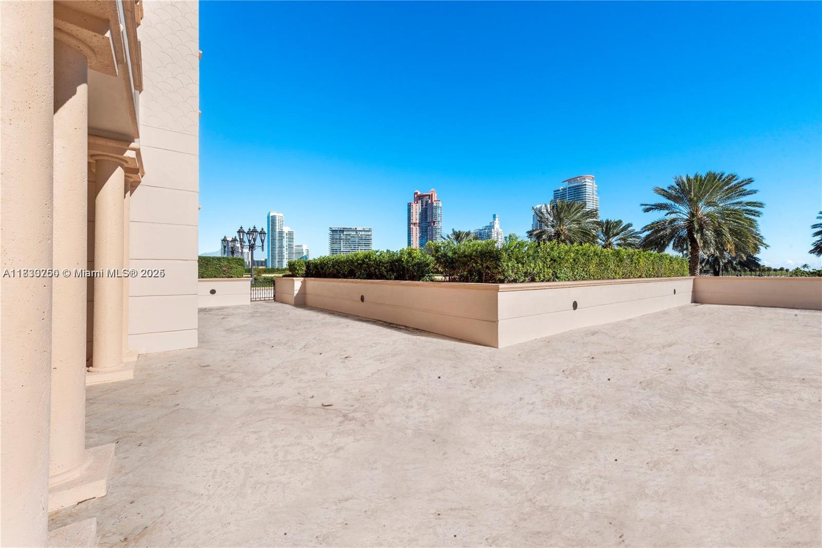 Miami Beach, Florida, 33109, United States, 6 Bedrooms Bedrooms, ,8 BathroomsBathrooms,Residential,For Sale,1876435