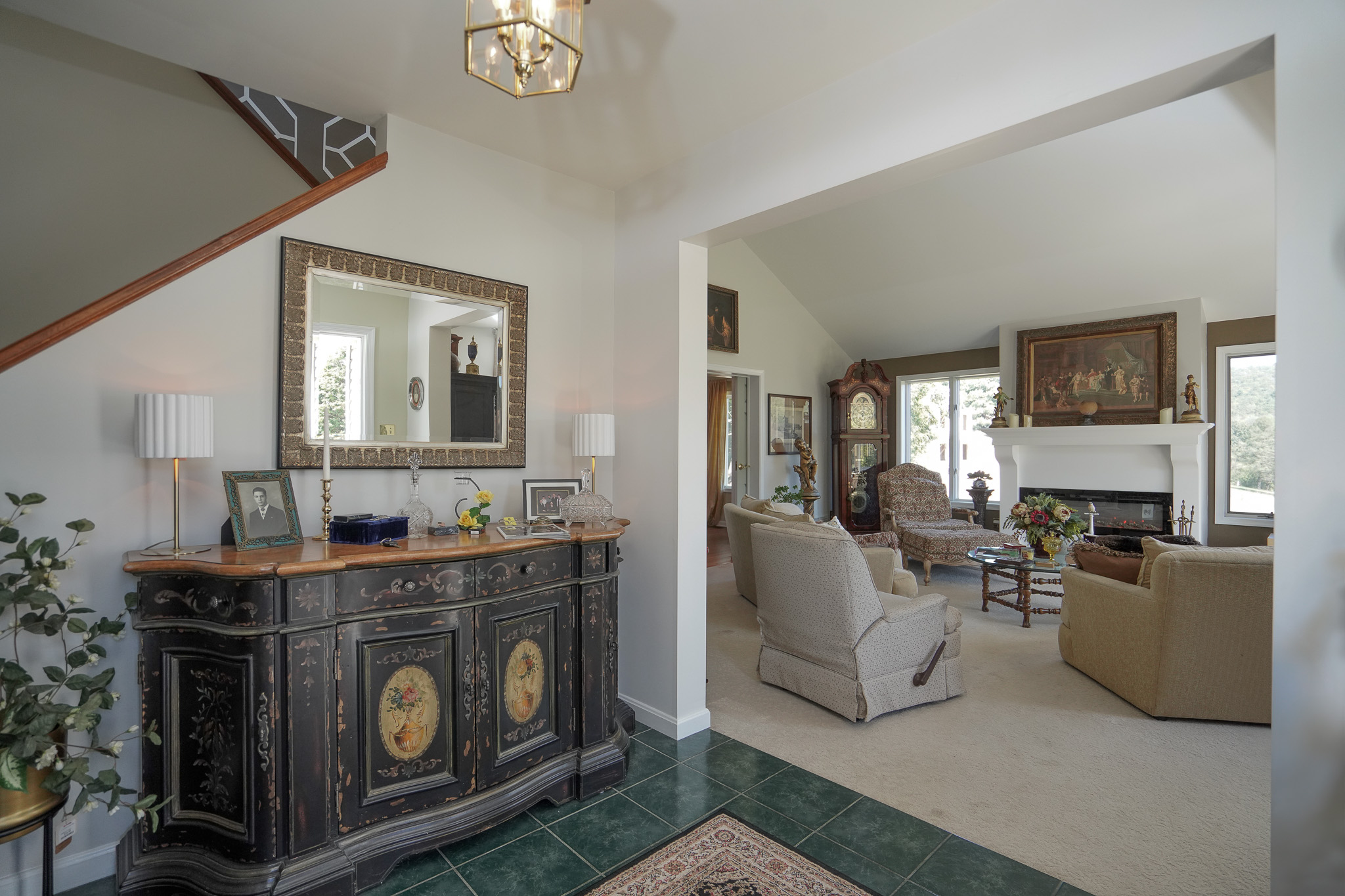 Tamaqua, Pennsylvania, 18252, United States, 4 Bedrooms Bedrooms, ,3 BathroomsBathrooms,Residential,For Sale,1980068