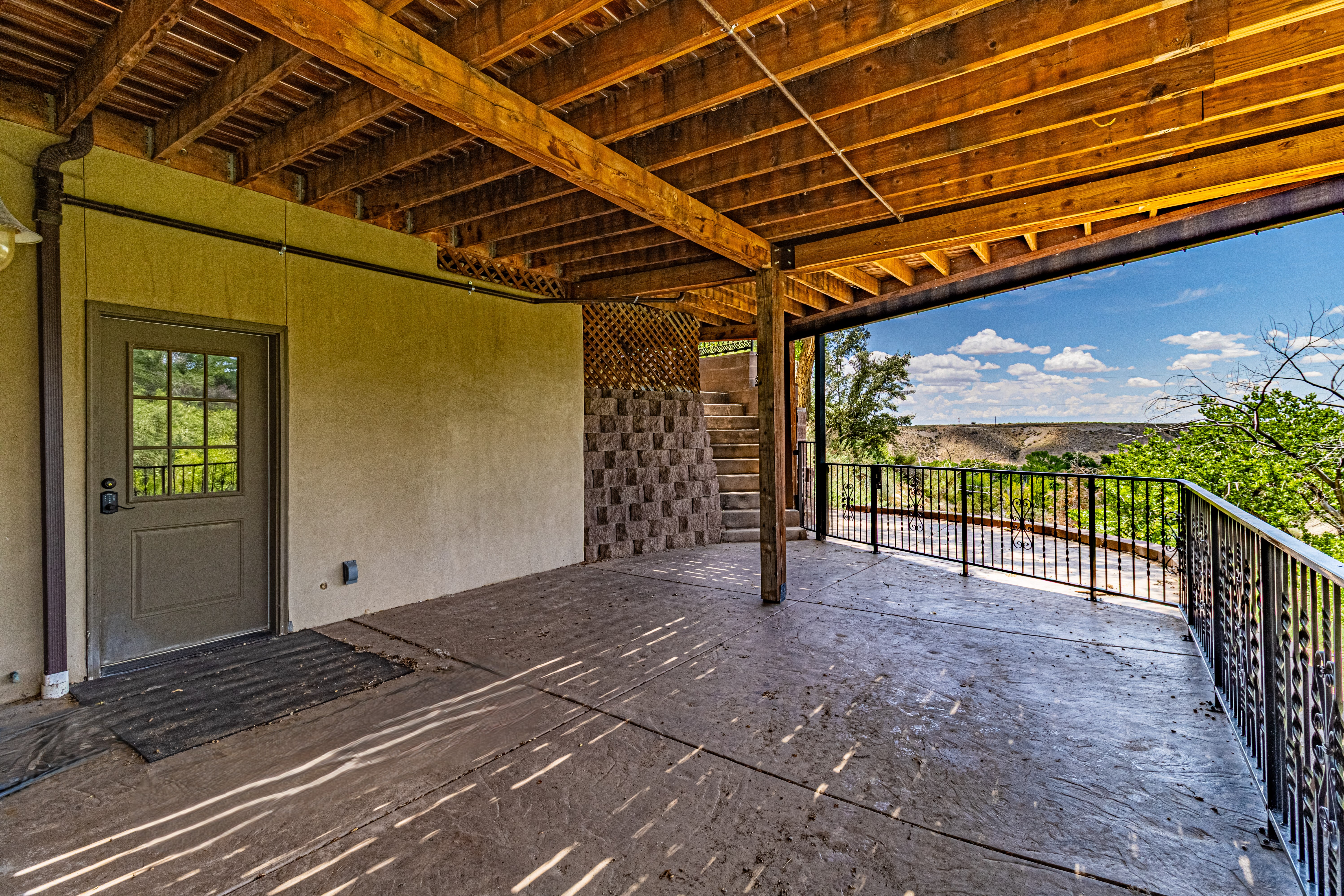 Farmington, New Mexico, 87401, United States, 4 Bedrooms Bedrooms, ,5 BathroomsBathrooms,Residential,For Sale,1942603
