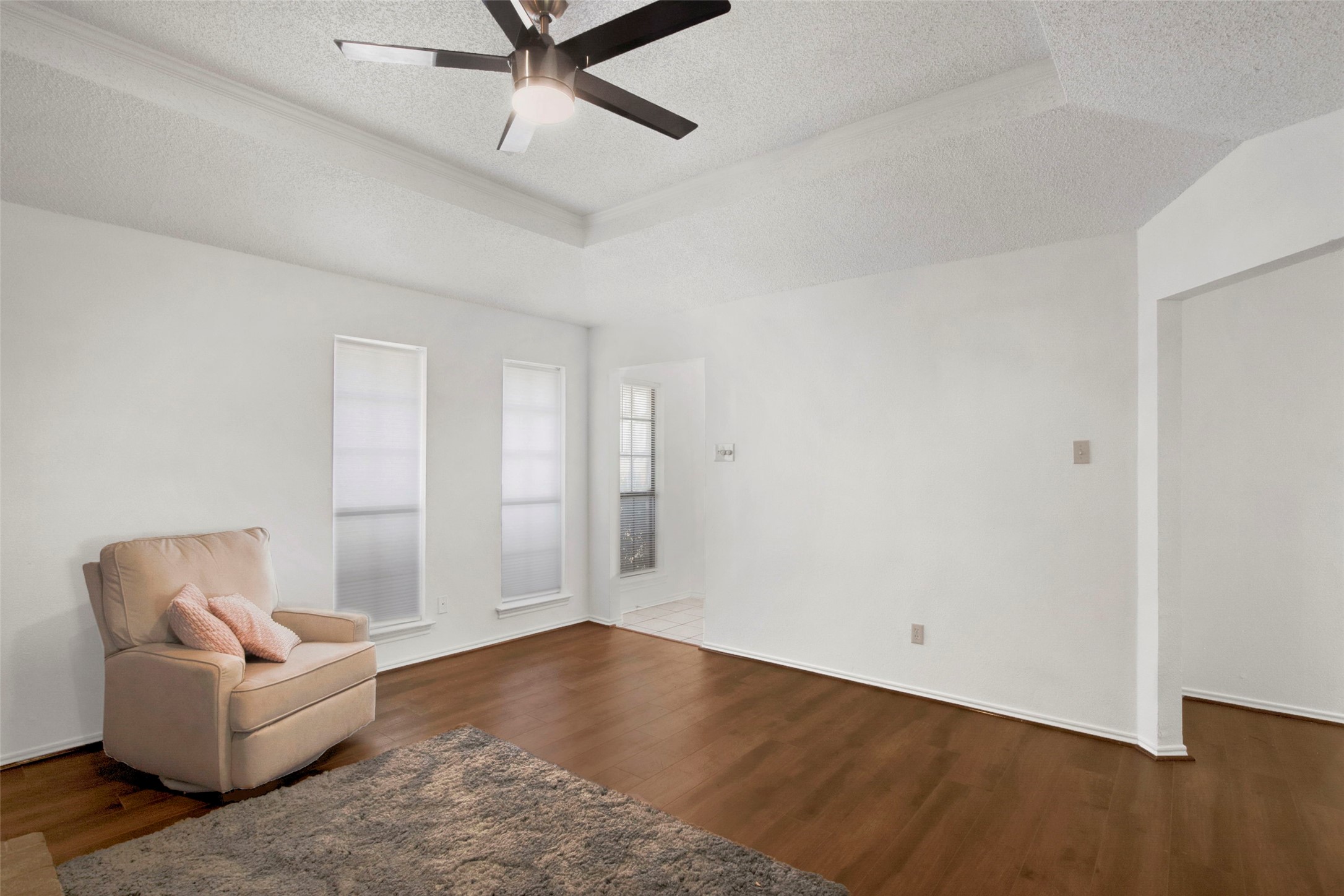 Sachse, Texas, 75048, United States, 6 Bedrooms Bedrooms, ,4 BathroomsBathrooms,Residential,For Sale,1805527