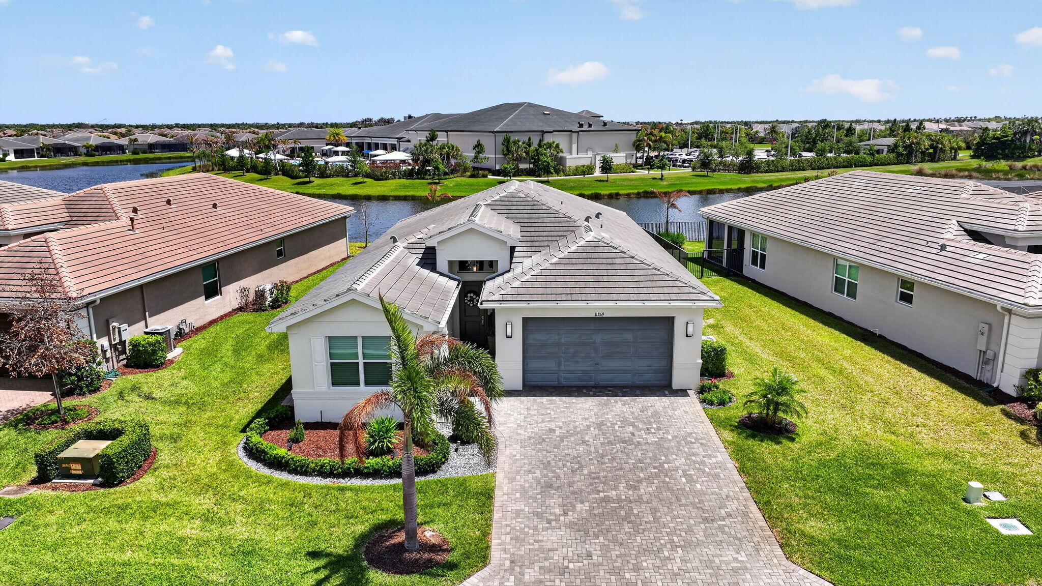 Port St Lucie, Florida, 34987, United States, 3 Bedrooms Bedrooms, ,3 BathroomsBathrooms,Residential,For Sale,2040270