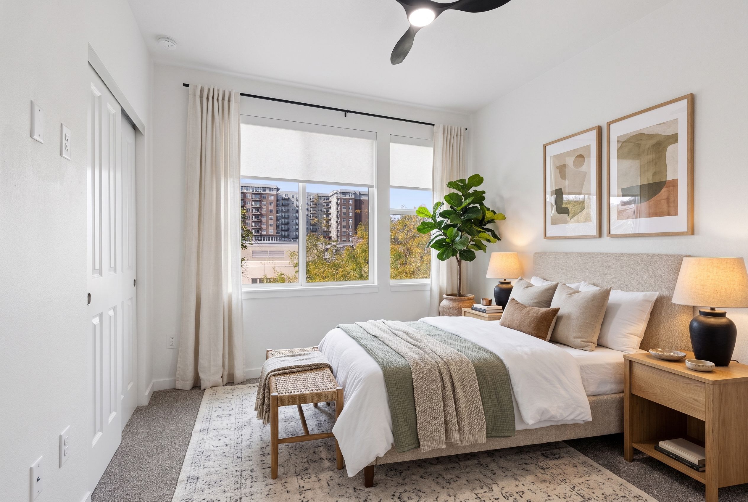  End-Unit Brownstone in North Capitol Hill - 物件實景
