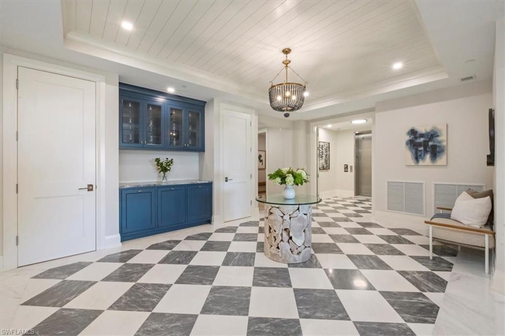 Naples, Florida, 34102, United States, 4 Bedrooms Bedrooms, ,5 BathroomsBathrooms,Residential,For Sale,1995804