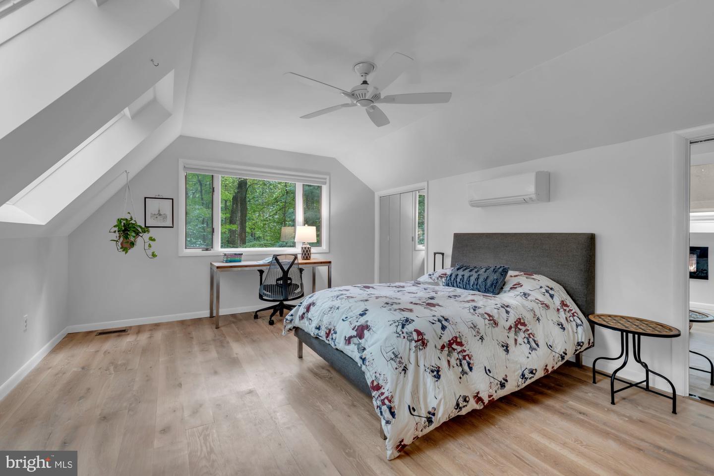 Annapolis, Maryland, 21409, United States, 4 Bedrooms Bedrooms, ,5 BathroomsBathrooms,Residential,For Sale,1947089