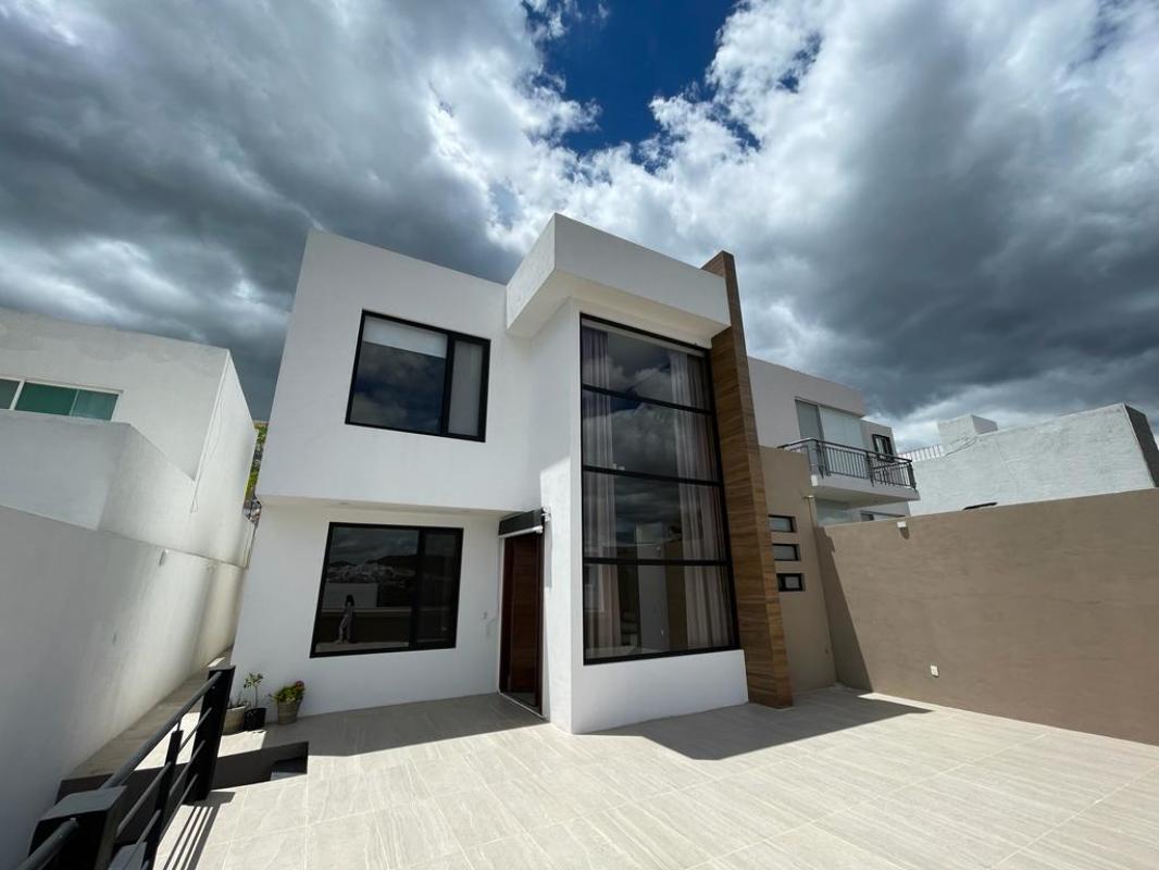 Calle Naolitico, Querétaro, Querétaro, 76226, Mexico, 3 Bedrooms Bedrooms, ,2 BathroomsBathrooms,Residential,For Sale,Calle Naolitico,1441453