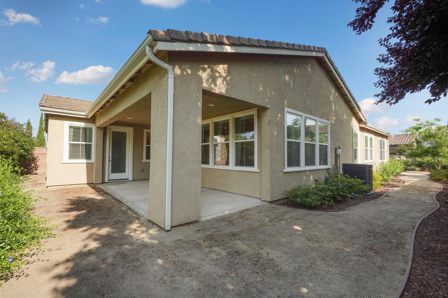 Lodi, California, 95242, United States, 2 Bedrooms Bedrooms, ,3 BathroomsBathrooms,Residential,For Sale,1848550