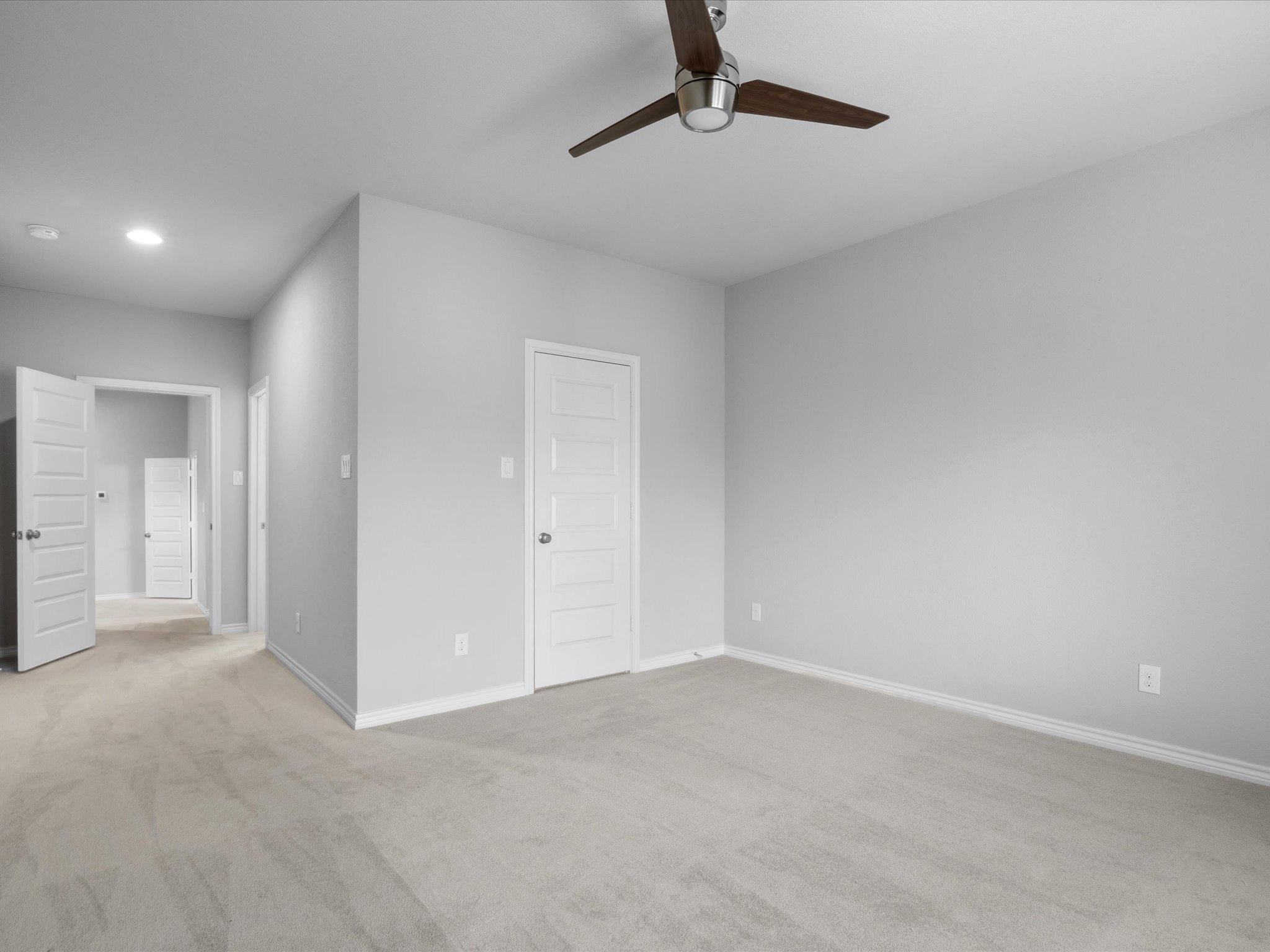 Fort Worth, Texas, 76114, United States, 3 Bedrooms Bedrooms, ,5 BathroomsBathrooms,Residential,For Sale,1922008