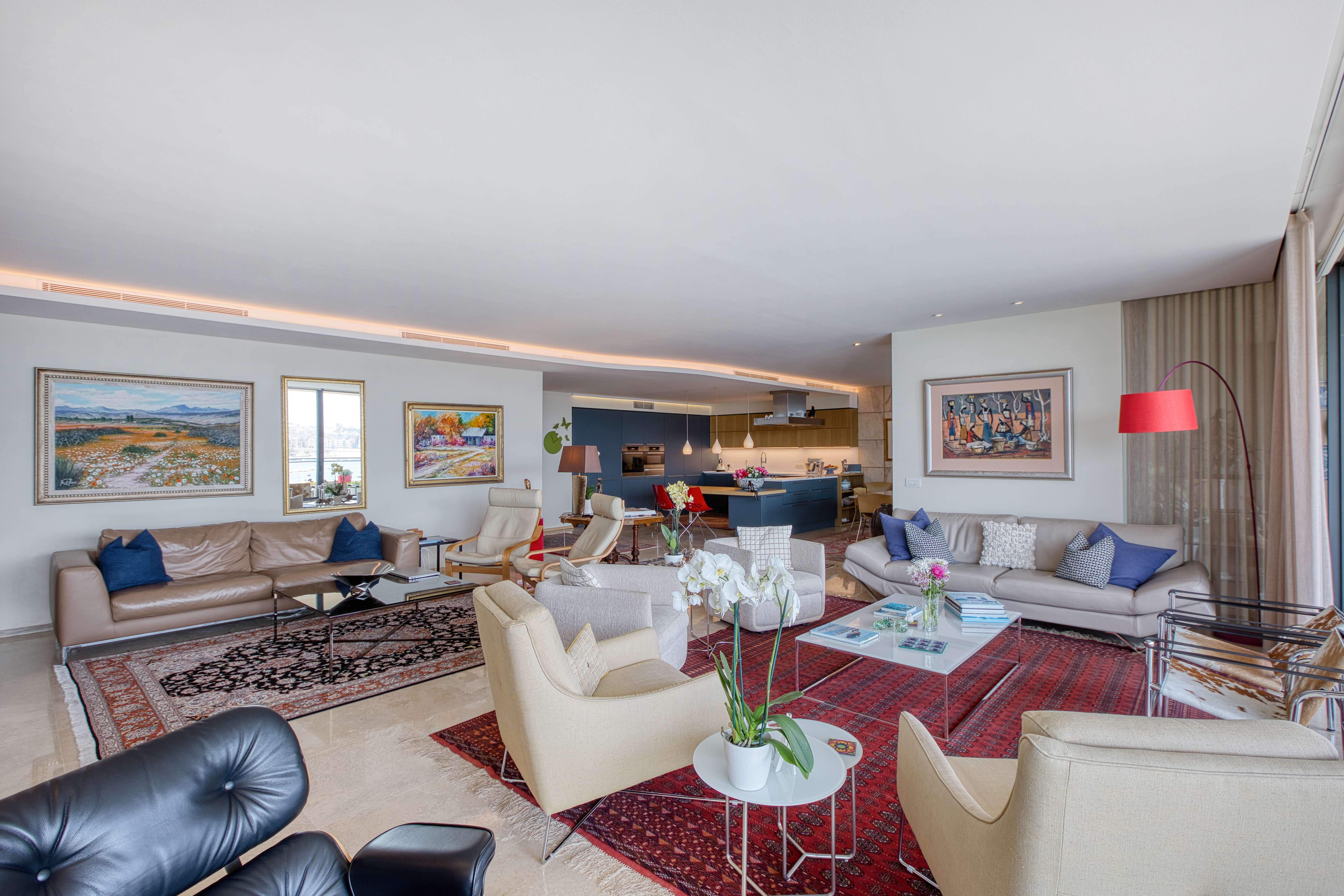  One of a Kind Waterfront Apartment with Exceptional Views - 物件實景