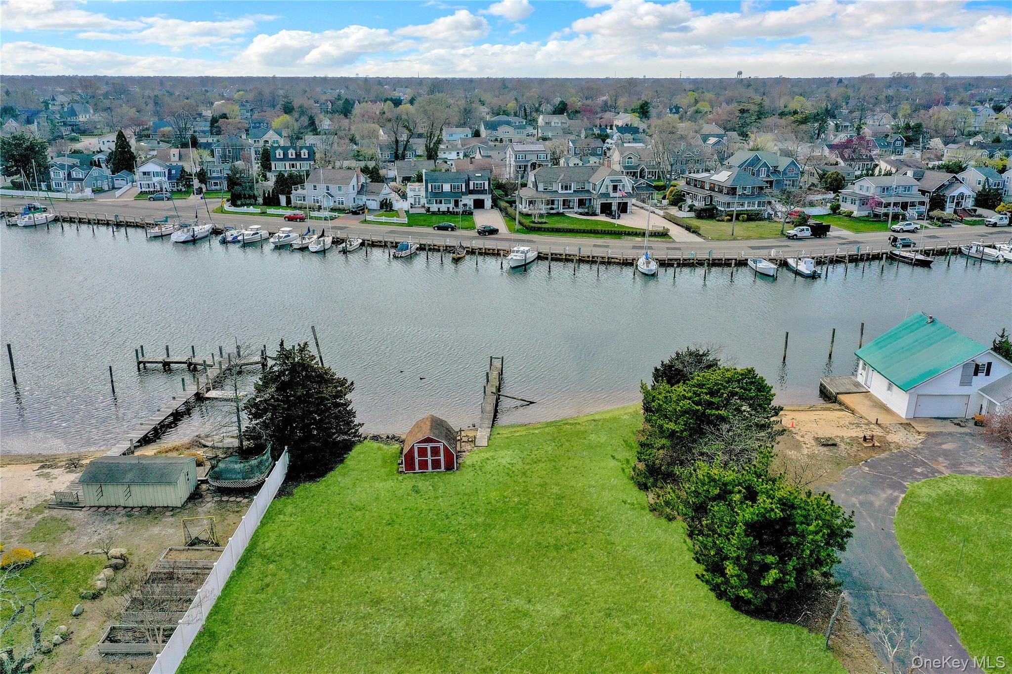  150 W Islip Road, West Islip, NY, 11795 - 物件實景