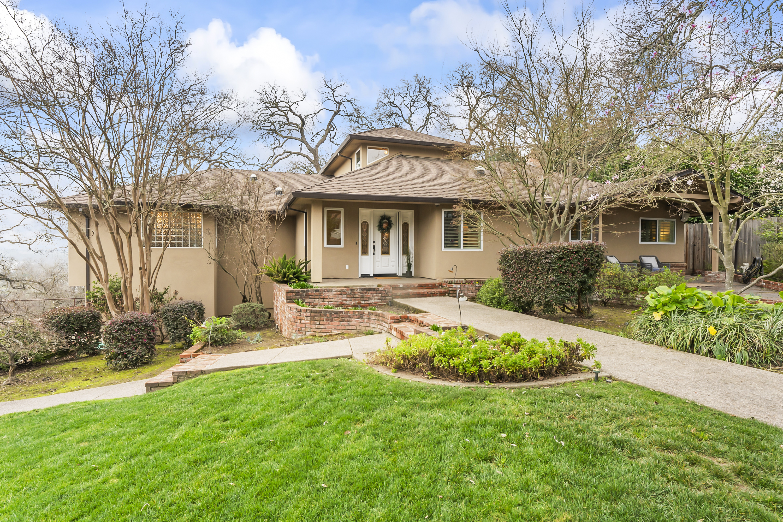  8218 Finisterre Court, Fair Oaks, CA 95628 - 物件實景