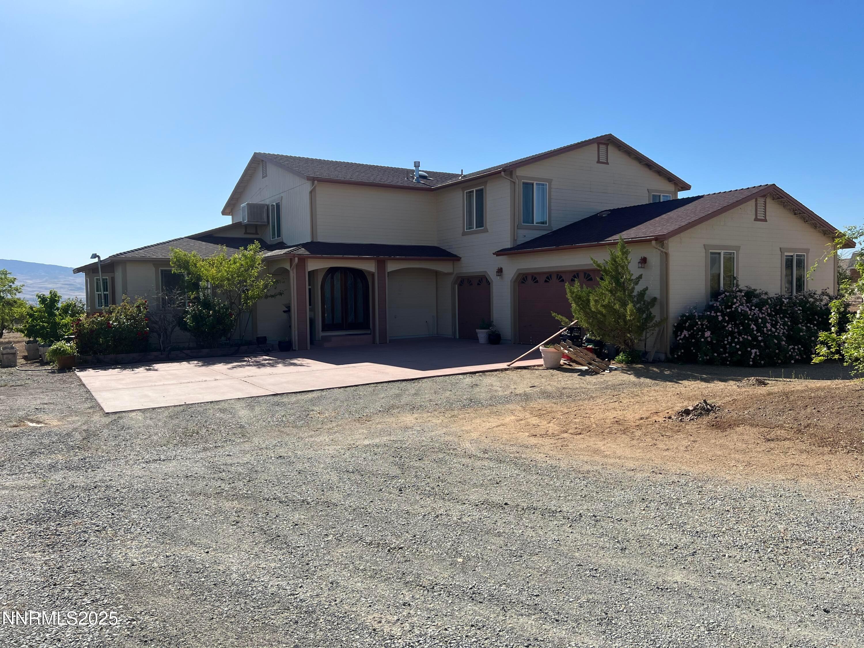 Sparks, Nevada, 89436, United States, 6 Bedrooms Bedrooms, ,4 BathroomsBathrooms,Residential,For Sale,1838343