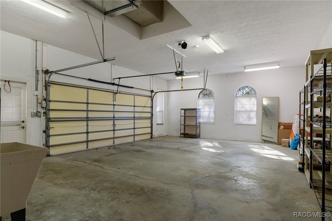 Beverly Hills, Florida, 34465, United States, 3 Bedrooms Bedrooms, ,3 BathroomsBathrooms,Residential,For Sale,2006370