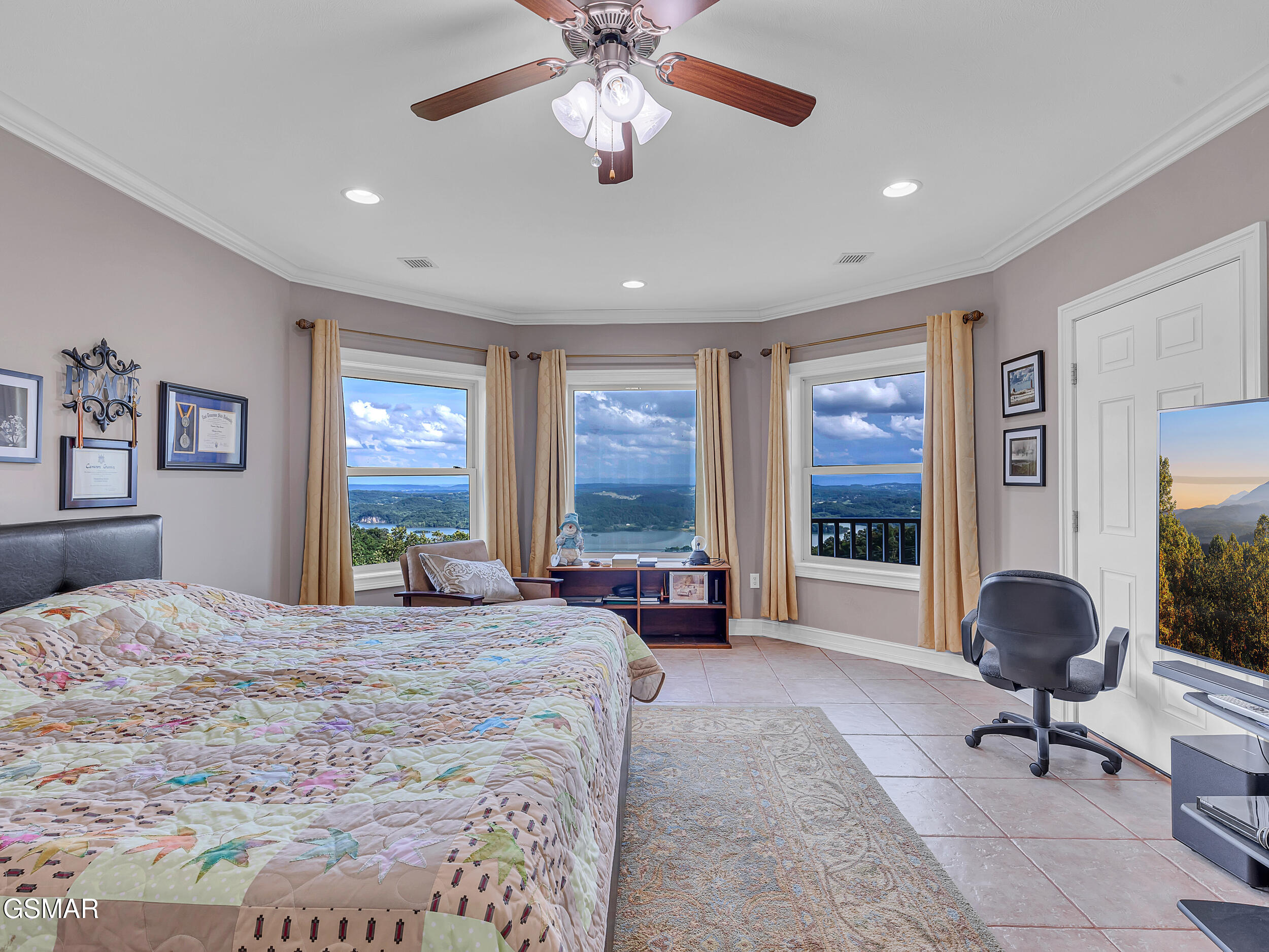 Mooresburg, Tennessee, 37811, United States, 3 Bedrooms Bedrooms, ,5 BathroomsBathrooms,Residential,For Sale,1974875