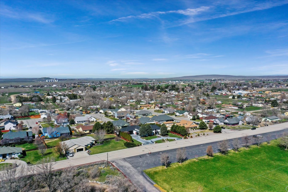 Mountain Home, Idaho, 83647, United States, 4 Bedrooms Bedrooms, ,5 BathroomsBathrooms,Residential,For Sale,1978242