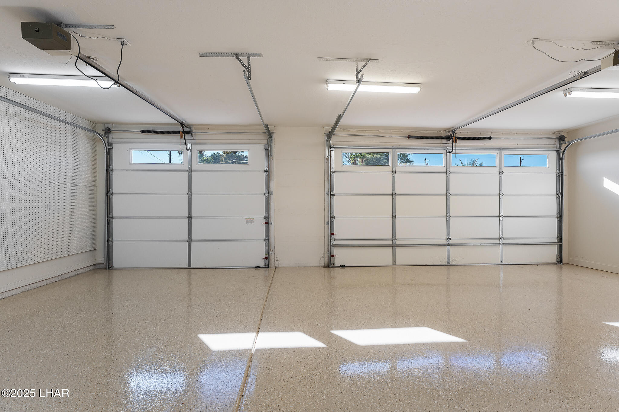Lake Havasu City, Arizona, 86406, United States, 3 Bedrooms Bedrooms, ,2 BathroomsBathrooms,Residential,For Sale,1846694