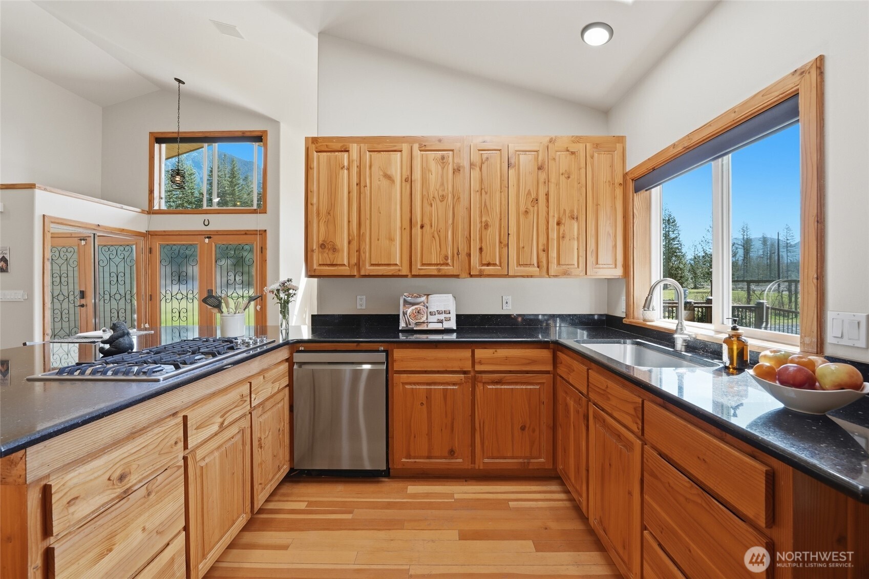 Gold Bar, Washington, 98251, United States, 4 Bedrooms Bedrooms, ,2 BathroomsBathrooms,Residential,For Sale,2032220