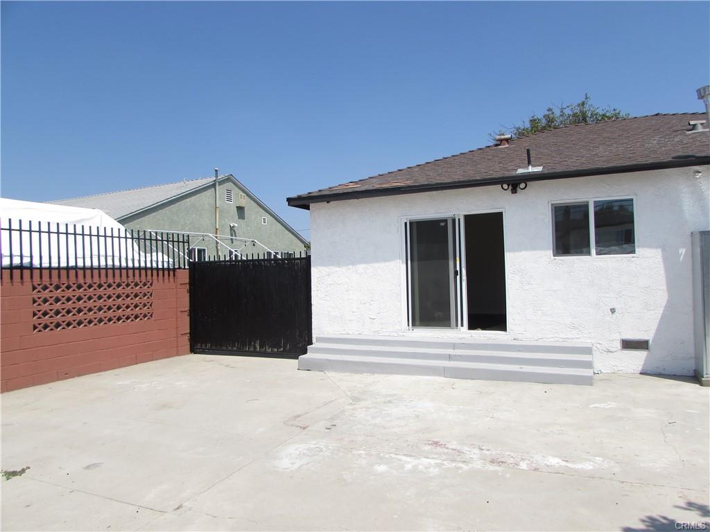 Compton, California, 90221, United States, 3 Bedrooms Bedrooms, ,1 BathroomBathrooms,Residential,For Sale,1904243