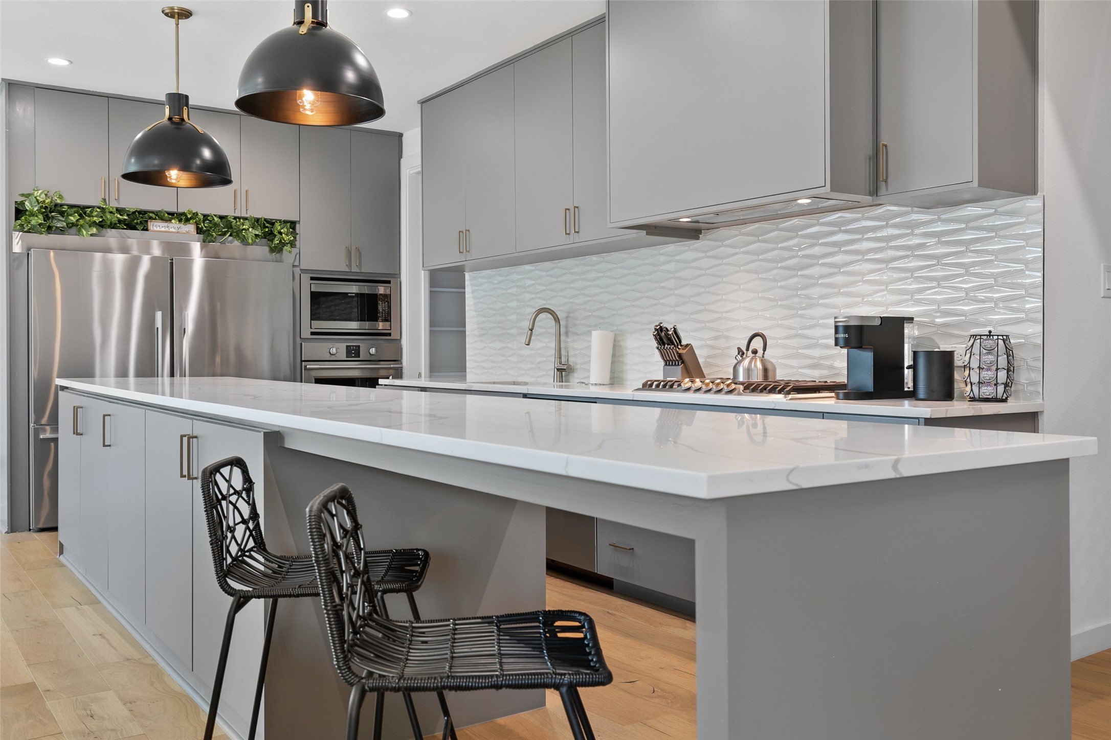 Dallas, Texas, 75204, United States, 8 Bedrooms Bedrooms, ,8 BathroomsBathrooms,Residential,For Sale,1983760