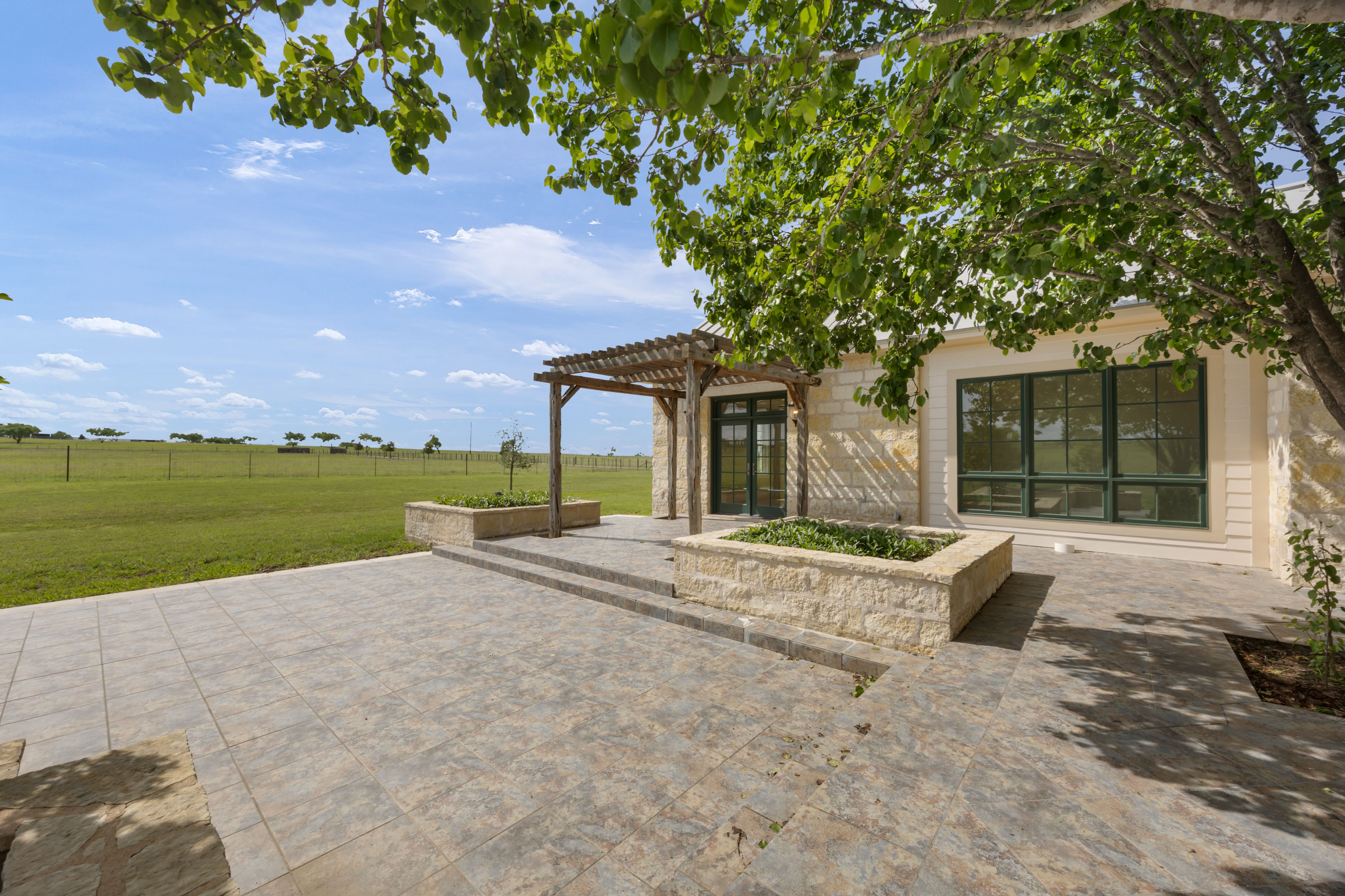  466 German Lane, Fredericksburg, TX 78624 - 物件實景