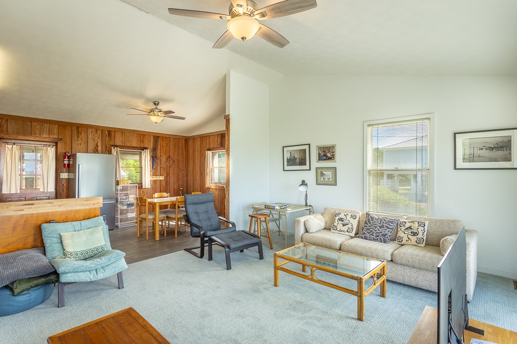 St. George Island, Florida, 32328, United States, 2 Bedrooms Bedrooms, ,2 BathroomsBathrooms,Residential,For Sale,1981001