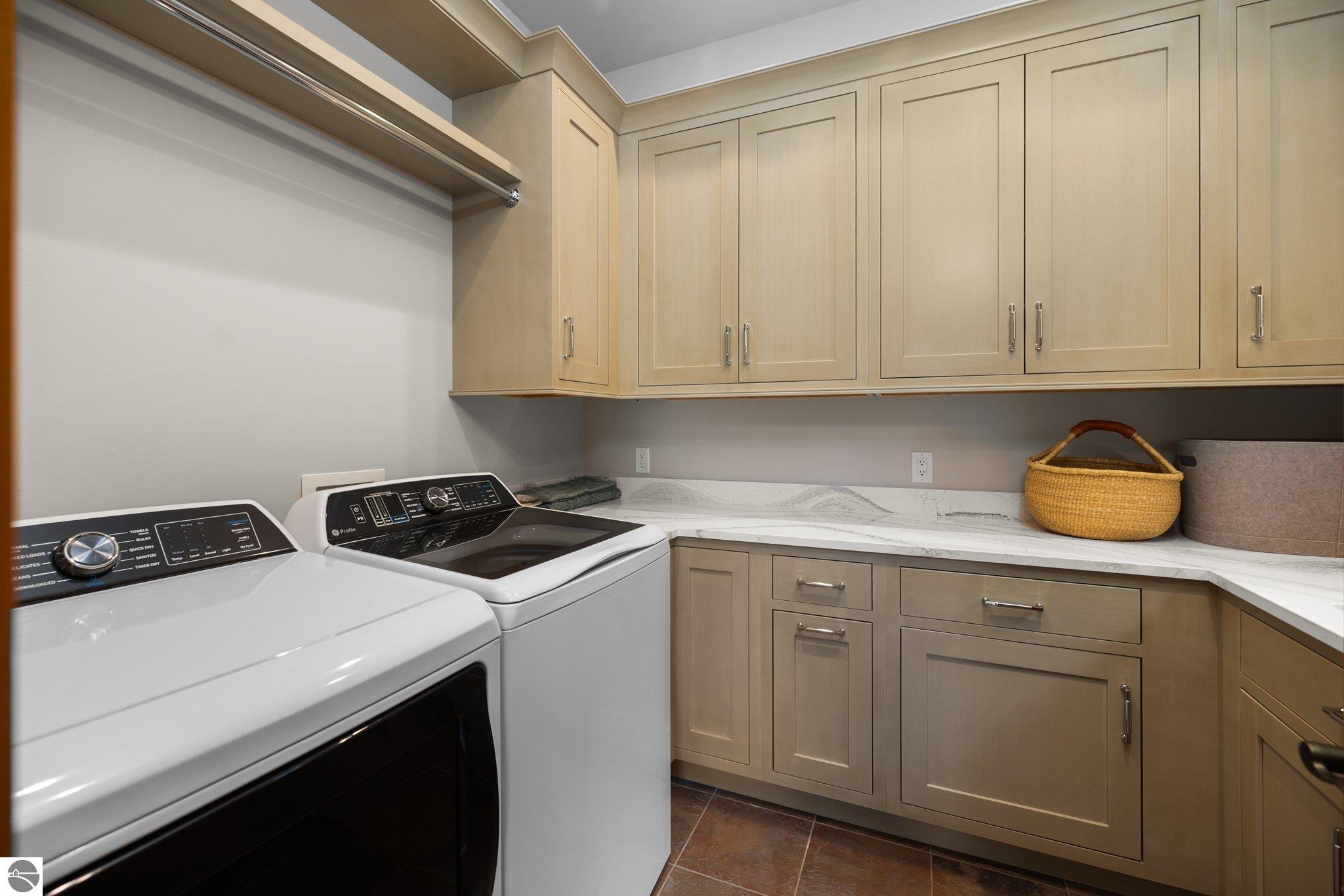 Bellaire, Michigan, 49615, United States, 4 Bedrooms Bedrooms, ,1 BathroomBathrooms,Residential,For Sale,1850184