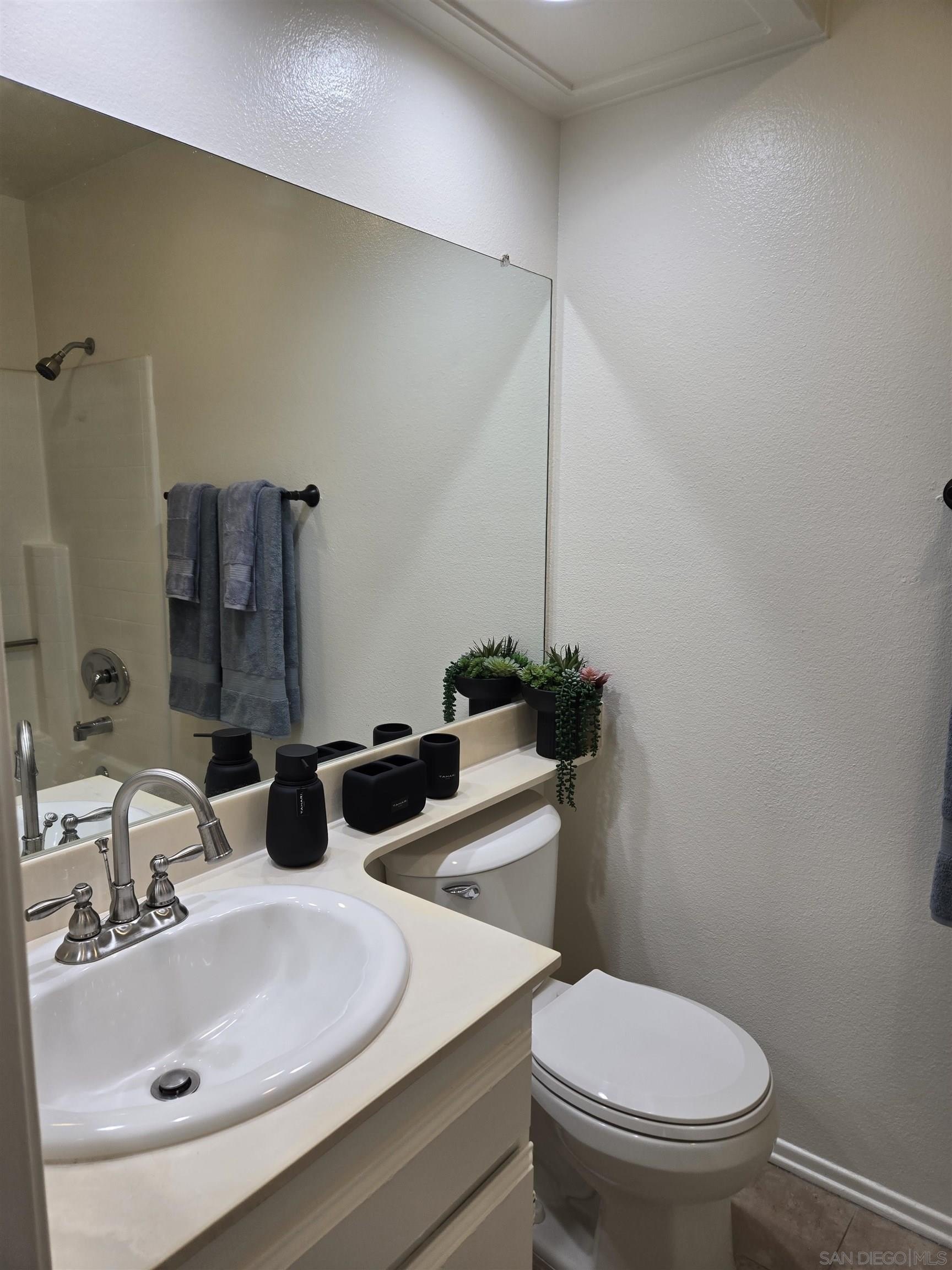 Chula Vista, California, 91913, United States, 3 Bedrooms Bedrooms, ,2 BathroomsBathrooms,Residential,For Sale,1770309